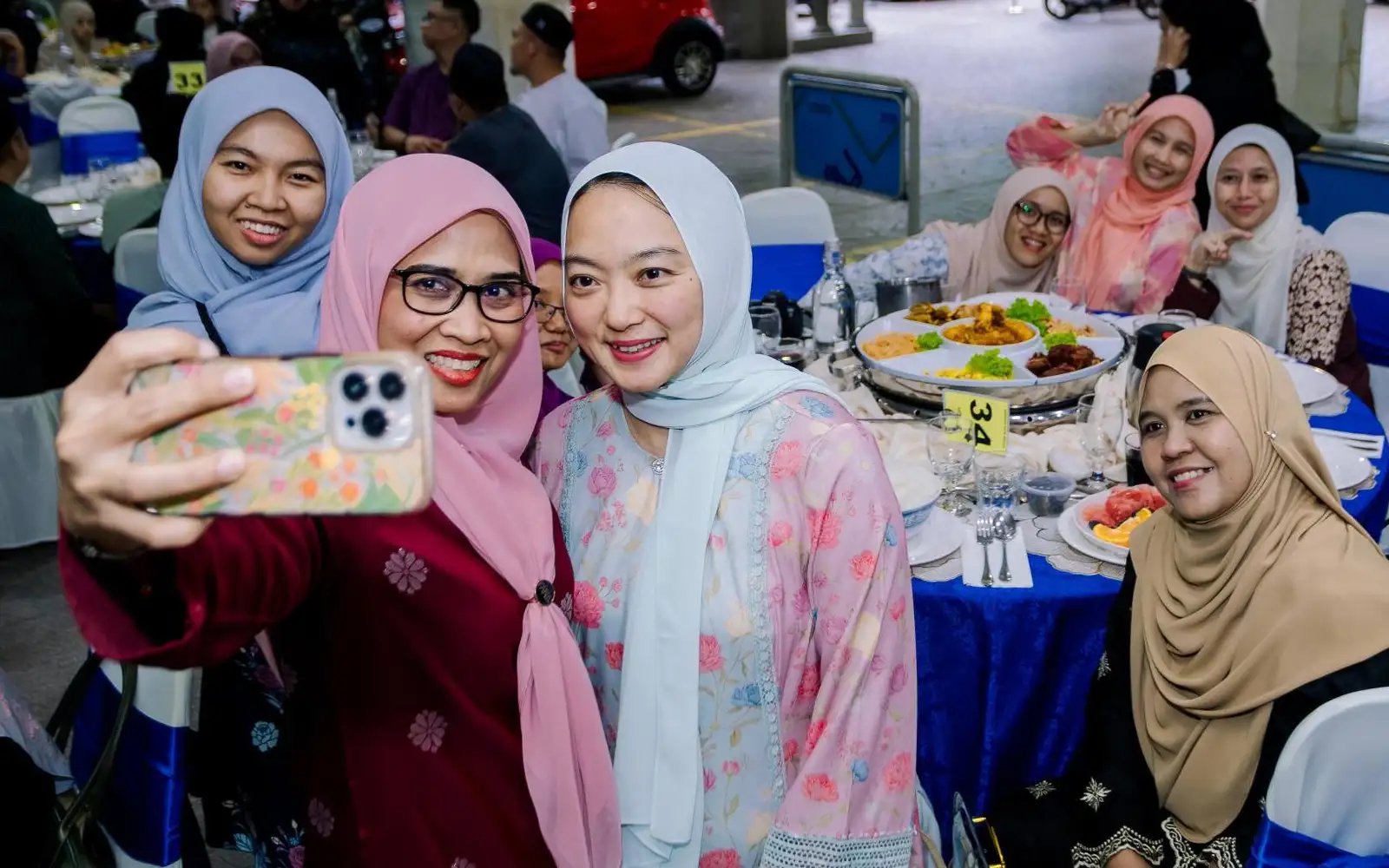 Pemakaian dengan taktik politik