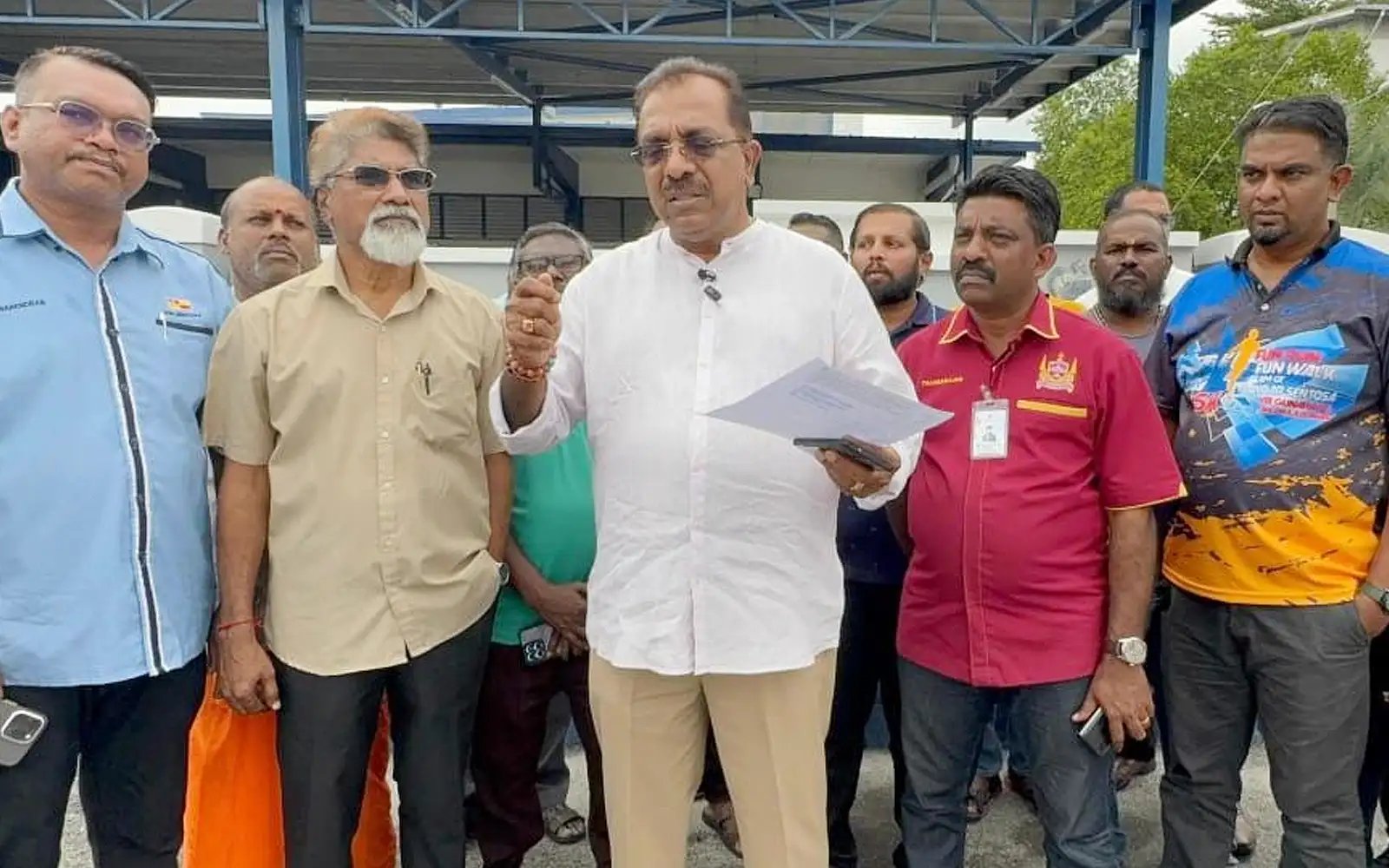 Adun Selangor lapor polis video lelaki pijak Trisul Hindu