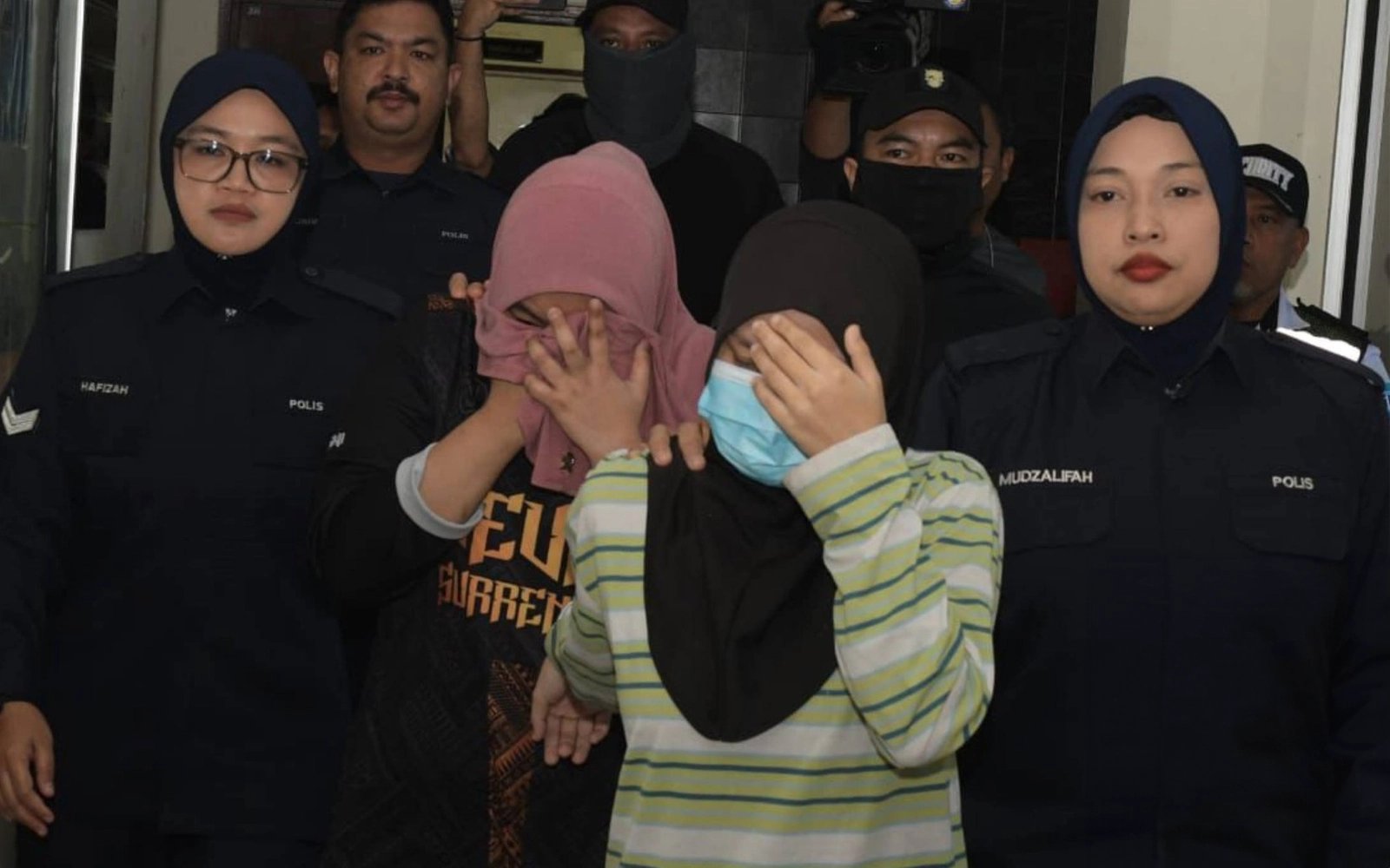 Kakitangan bank, pelajar antara 8 didakwa sertai ‘Geng Adik Labu Besar’