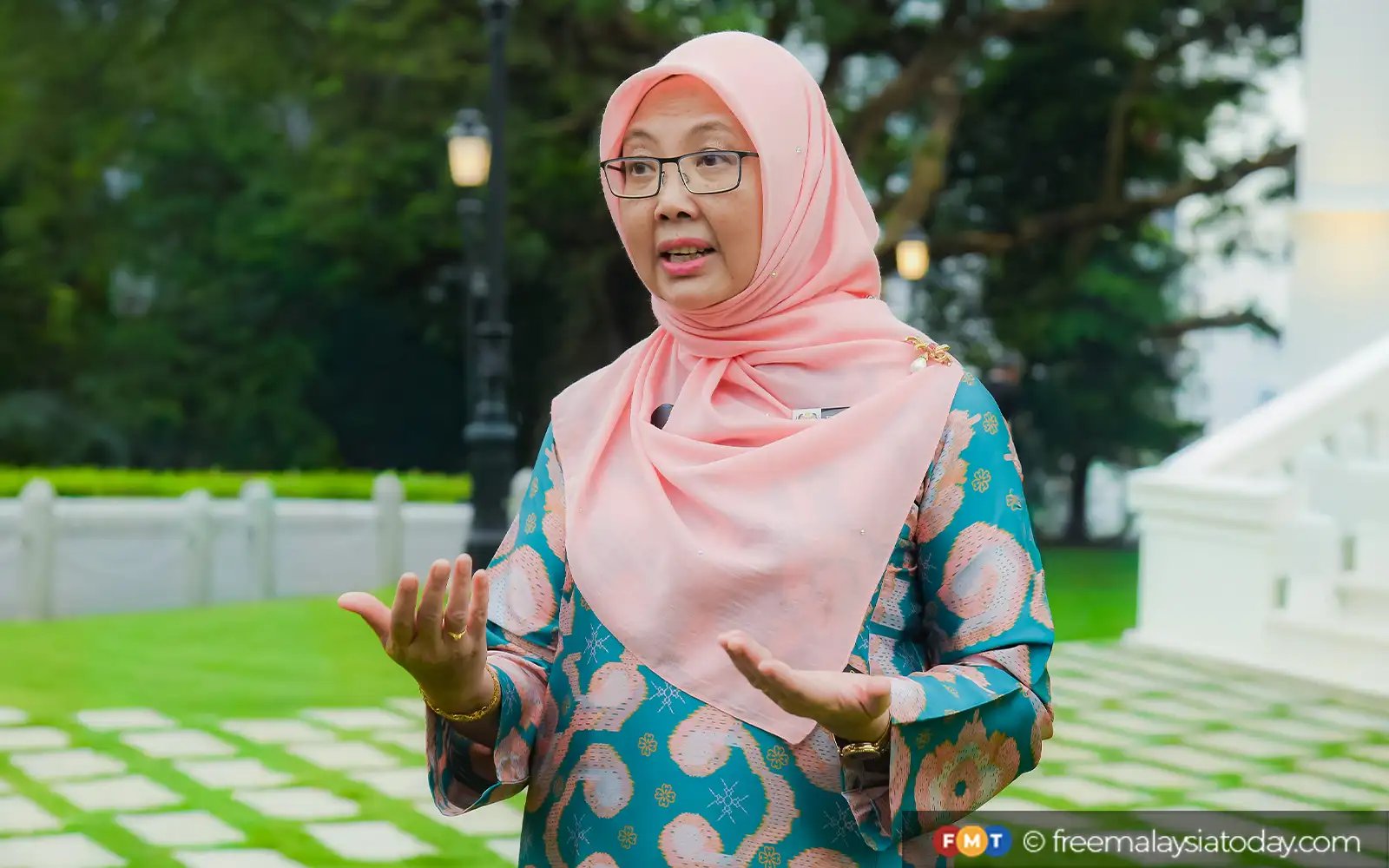 PKR Johor tak terheret ‘politik dendam’, polemik tak membina, kata Zaliha