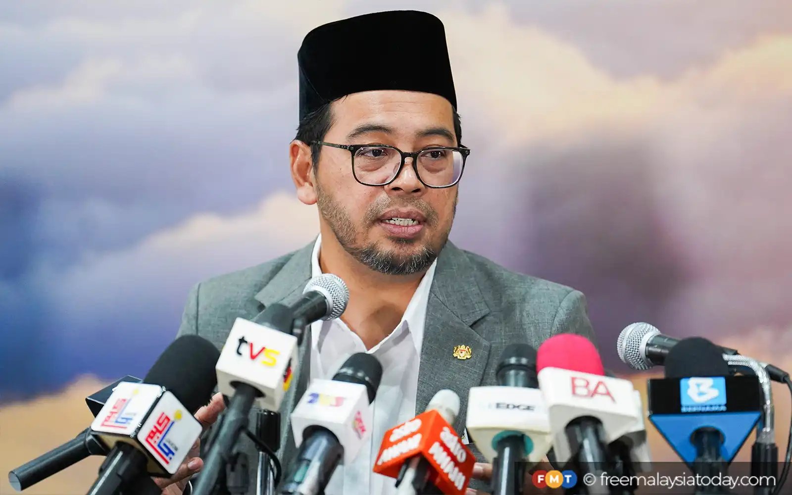 Umat Islam dinasihat jauhi perbuatan bercanggah syarak, kata menteri