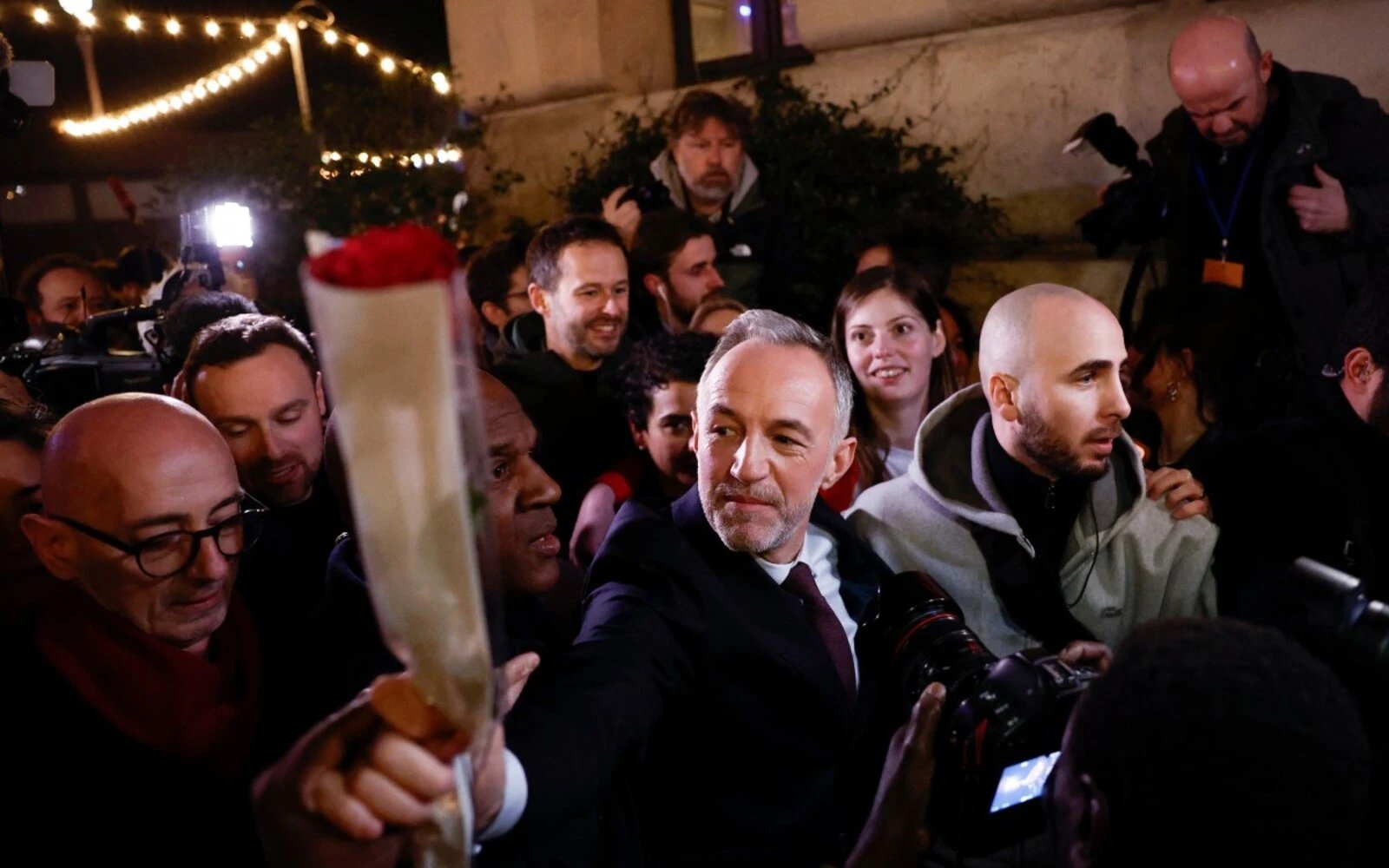 Leftists win mayoral elections in Paris, Marseille