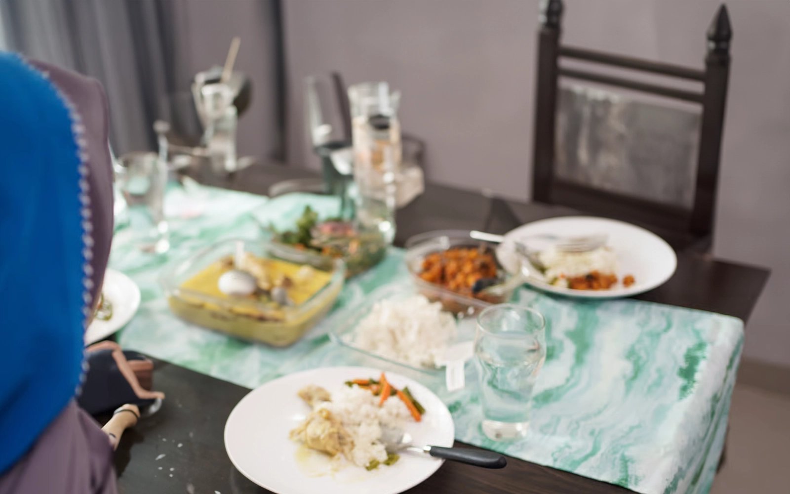 Kerusi kosong di pagi raya