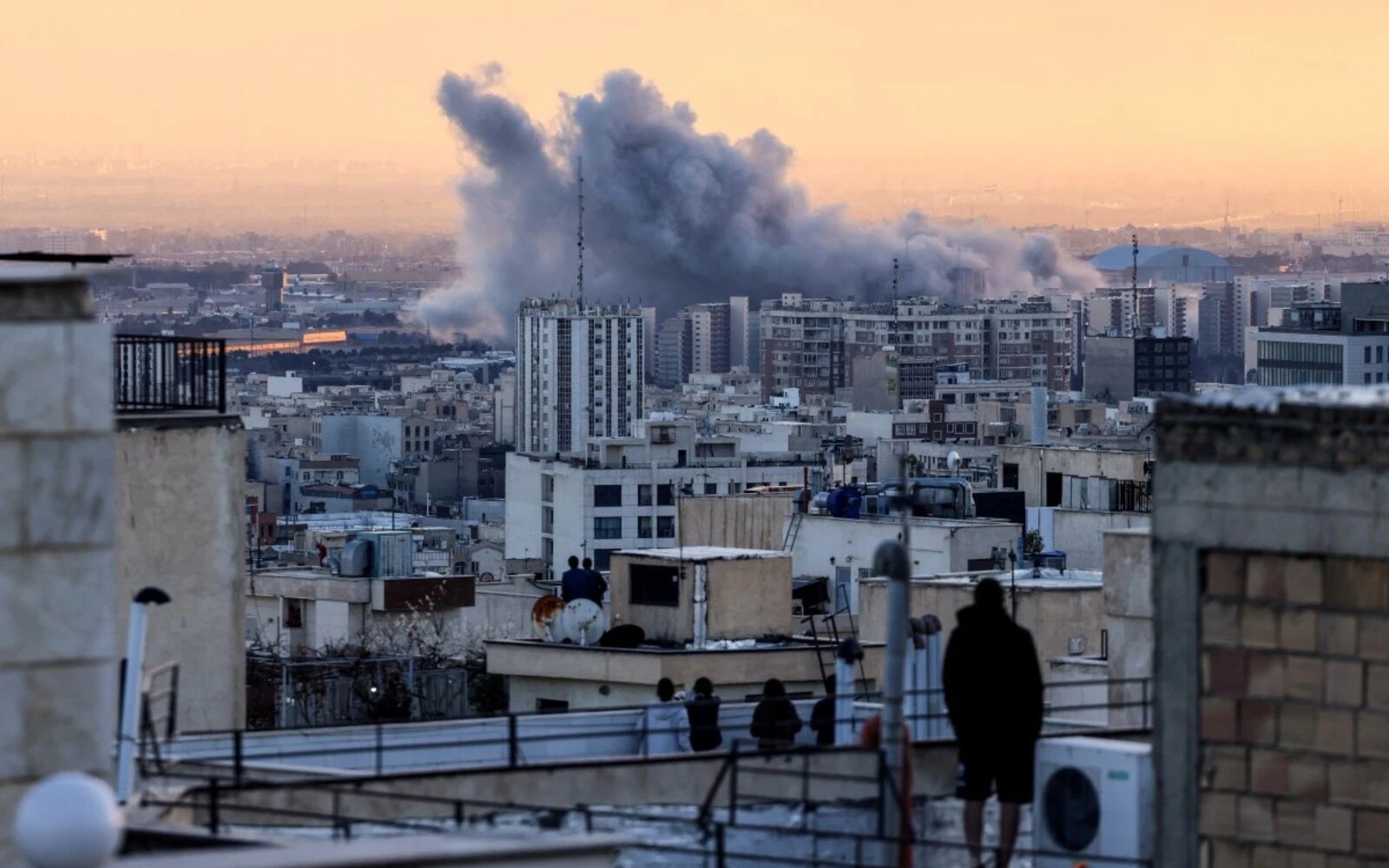 Semafor reports US to continue Iran strikes