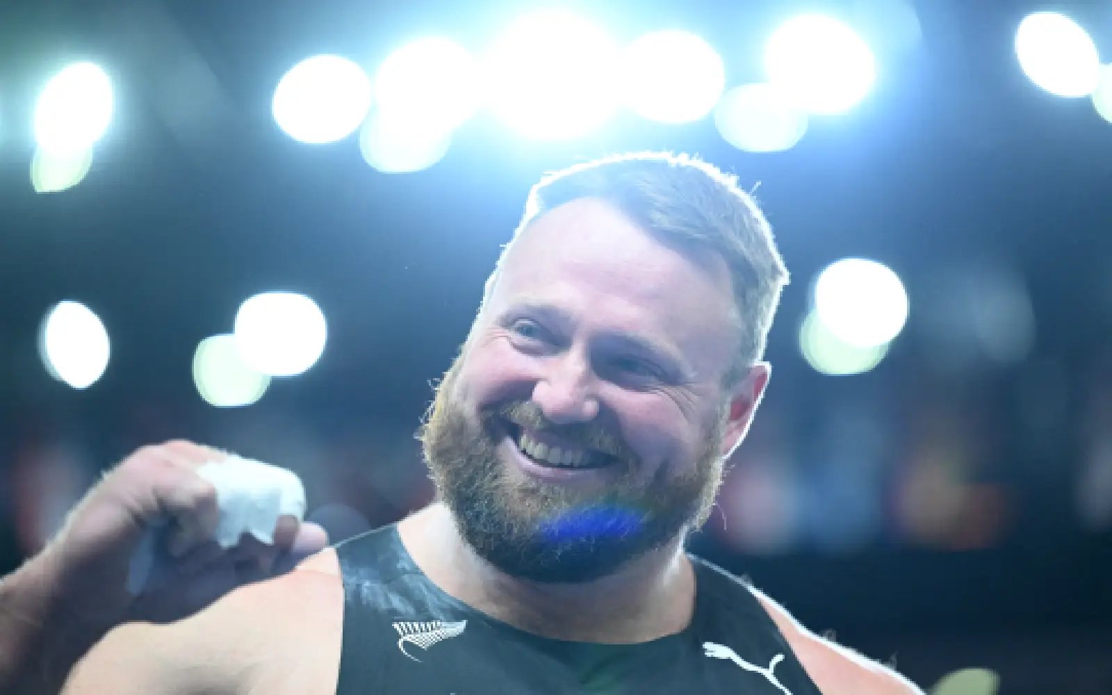 New Zealand’s Walsh bags fourth world indoor gold