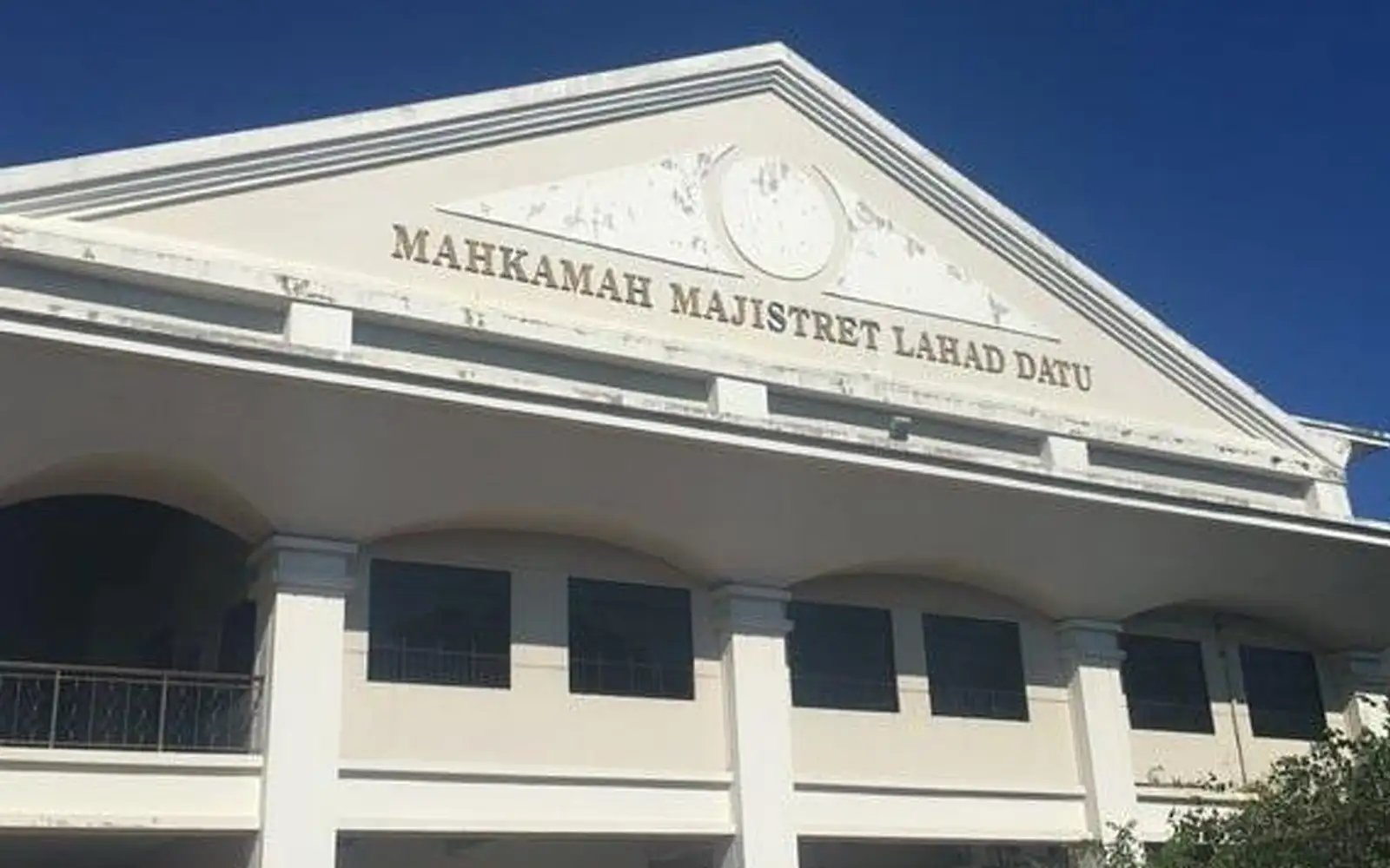 Warga emas dijel 20 tahun, 10 sebatan rogol budak OKU