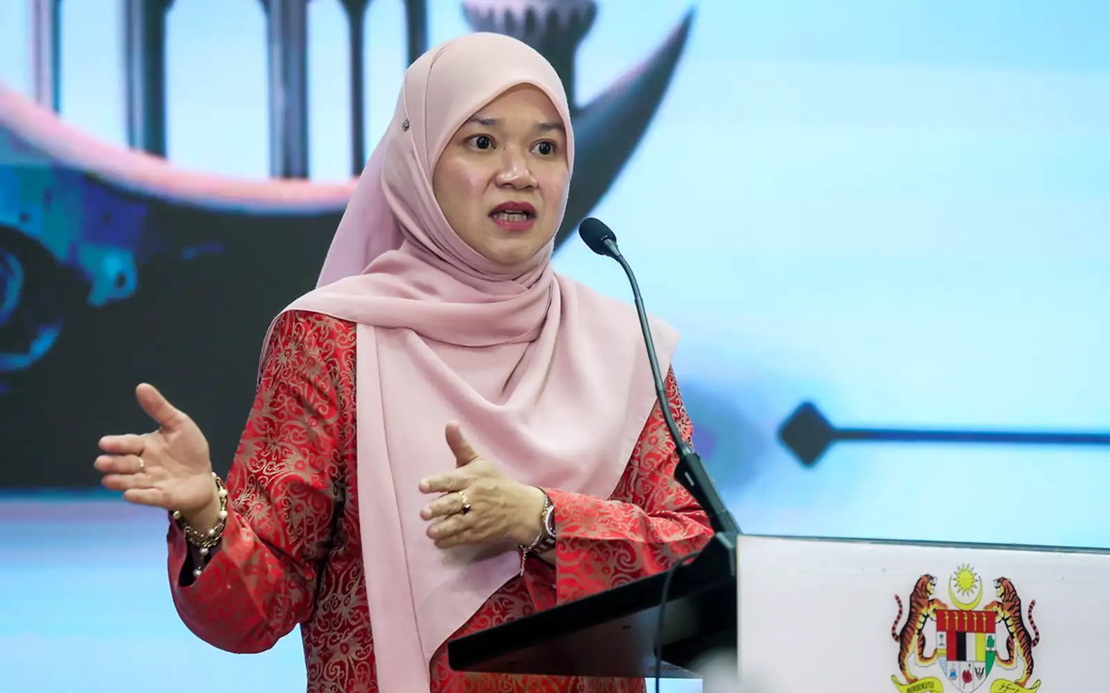 300 pembantu warden dilantik demi kurang beban guru