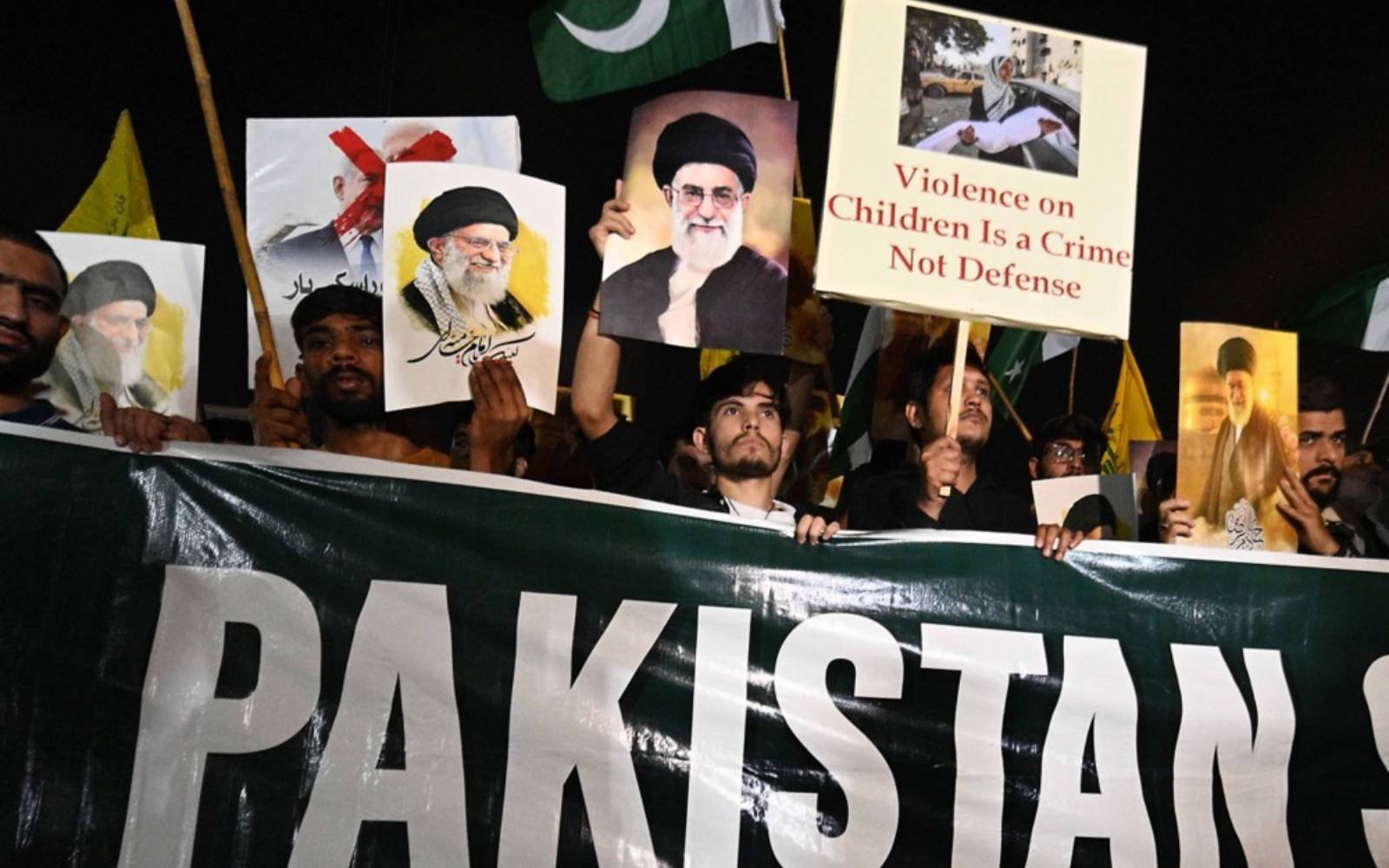 Pakistan declares Islamabad holidays ahead of US-Iran talks