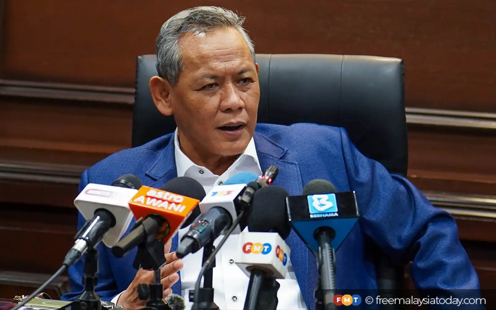 Call Umno’s bluff, Aminuddin, dissolve assembly and hold election