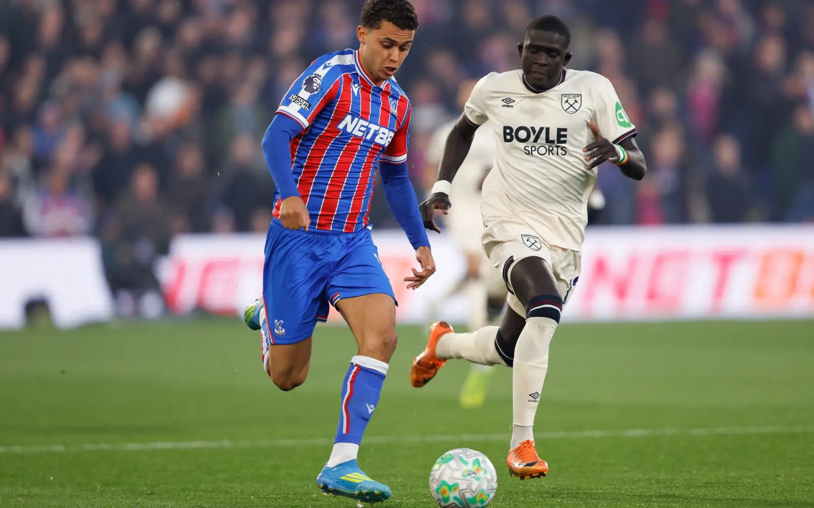 West Ham’s draw at Palace relegates Wolves, piles pressure on Spurs