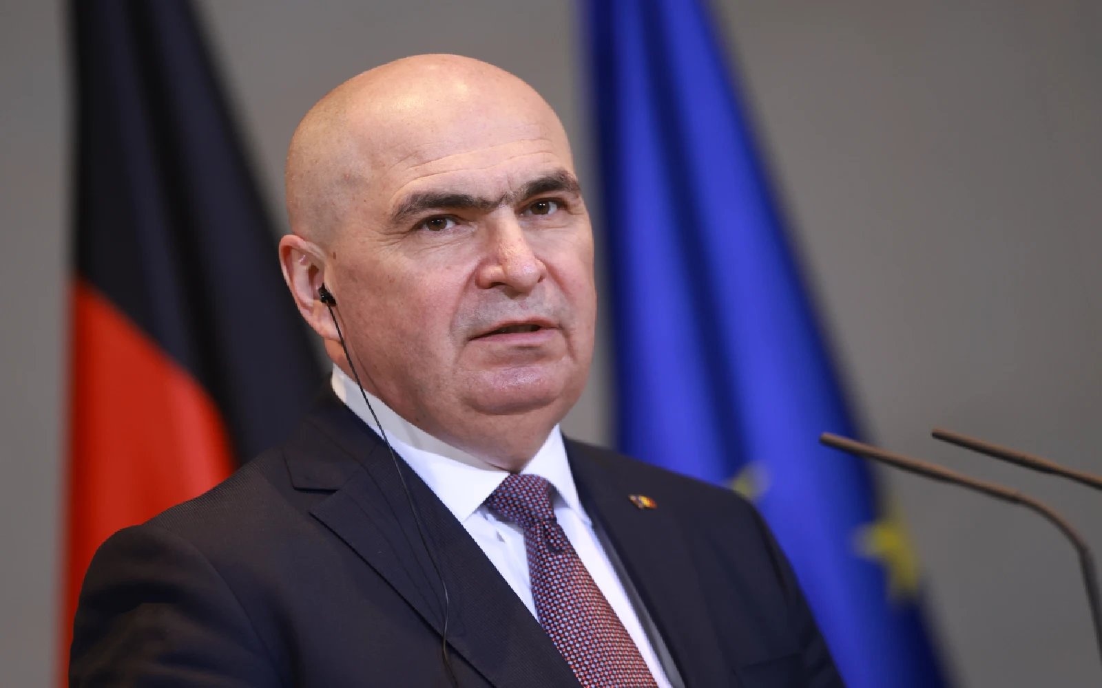 Romania’s ruling coalition loses majority after its biggest party walks out