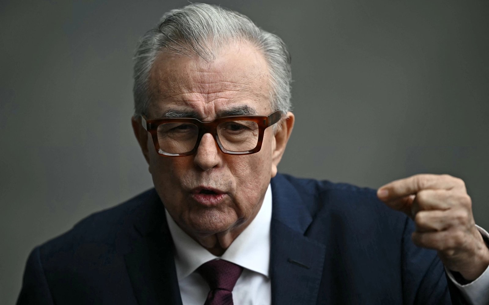 Mexican governor steps down after US accuses him of cartel ties