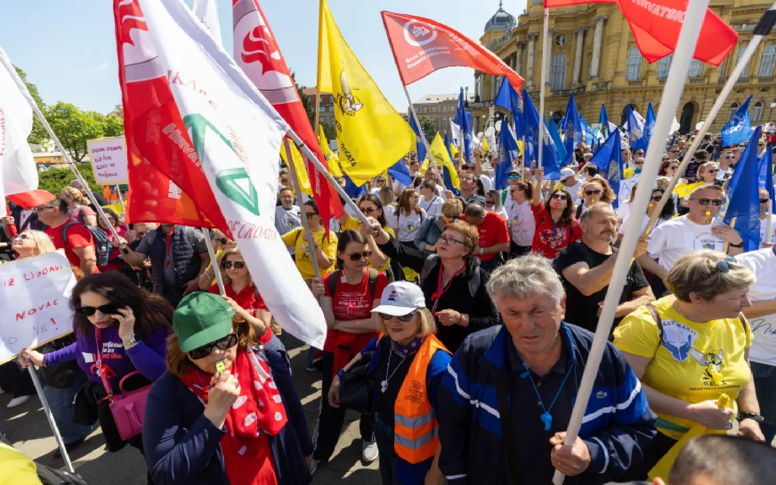 Thousands of Croatians protest seeking higher wages, pensions