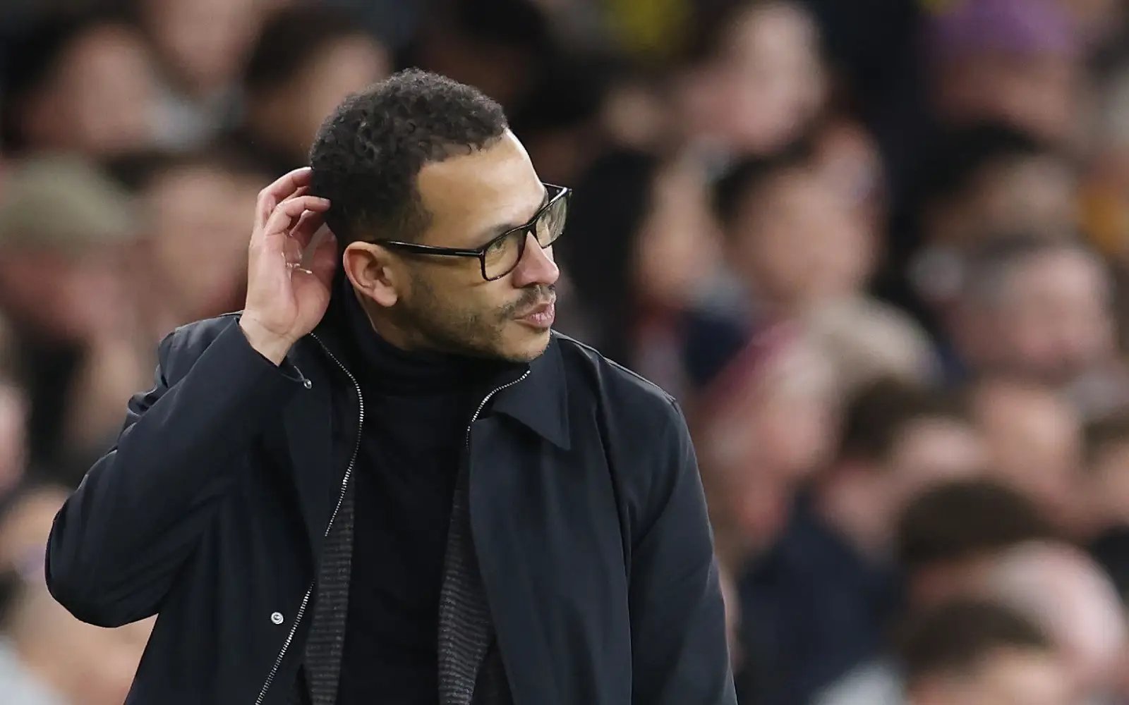Rosenior admits Chelsea in ‘difficult place’