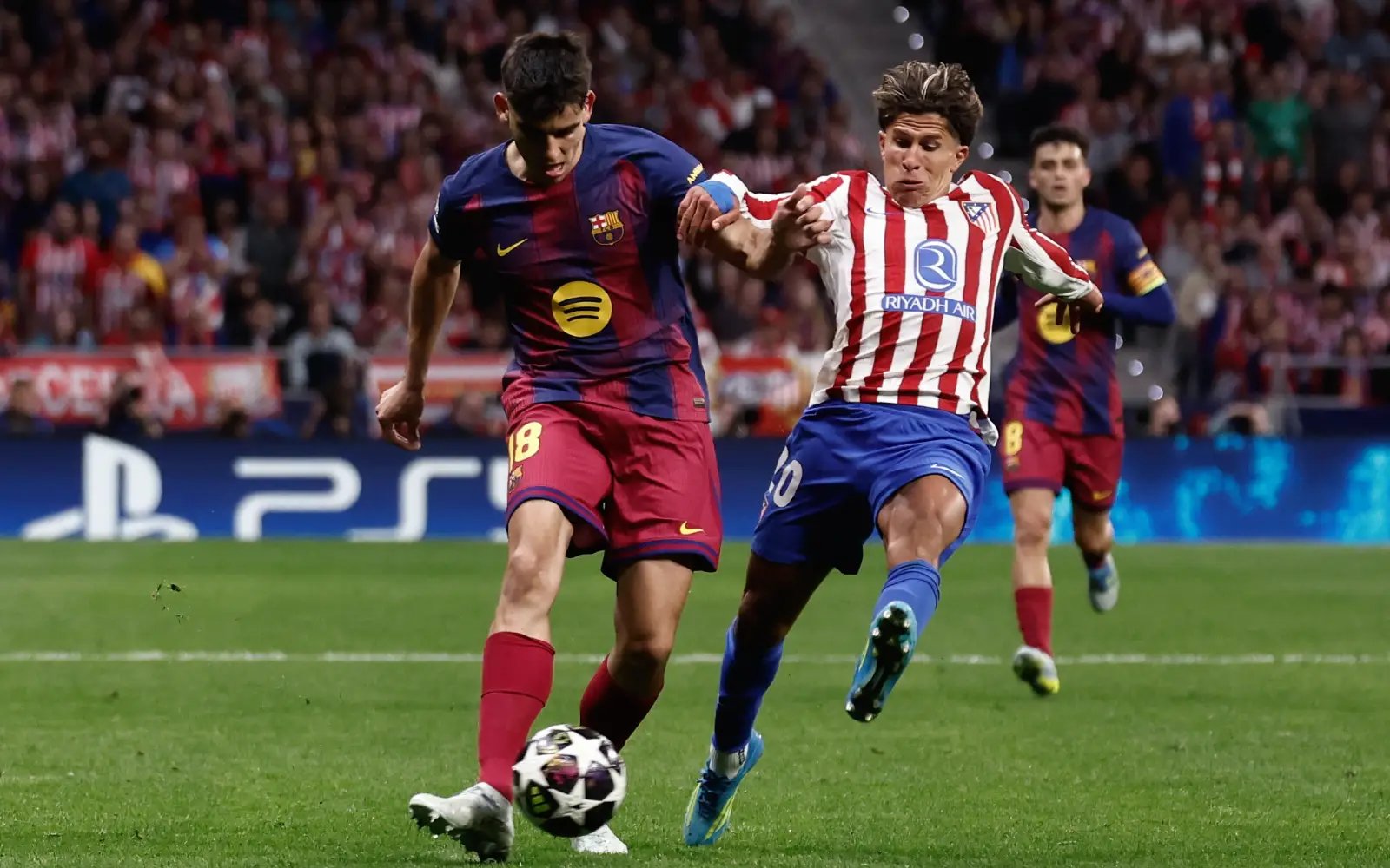 Atletico resist Barca to reach Champions League semis