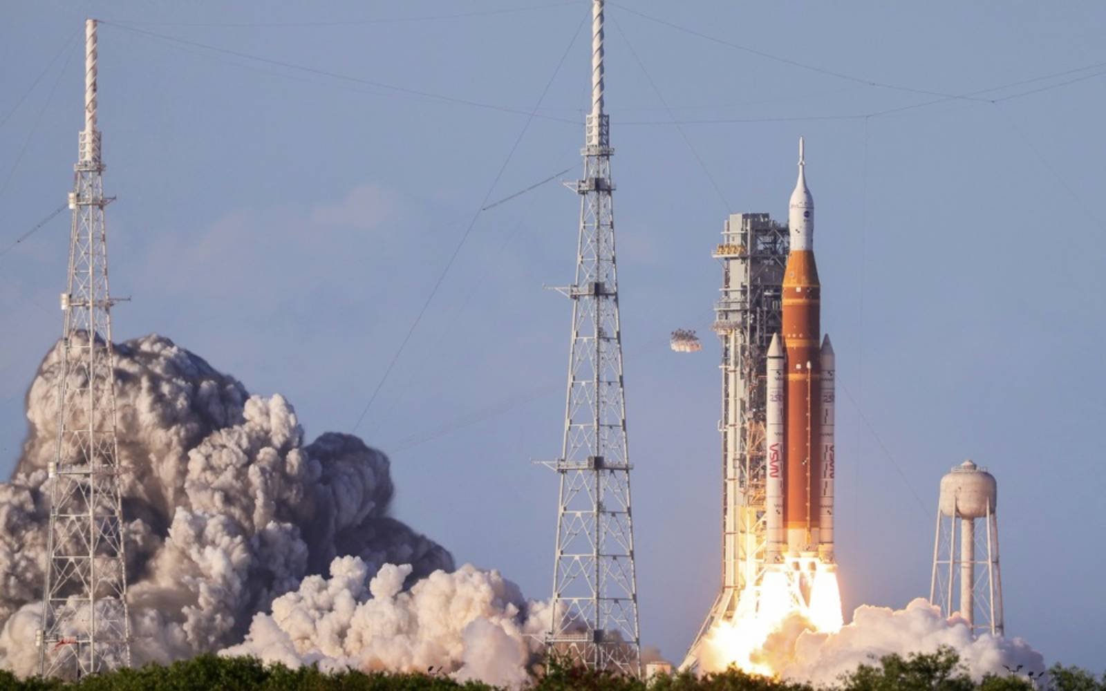 Nasa gives Artemis crew green light to head towards Moon