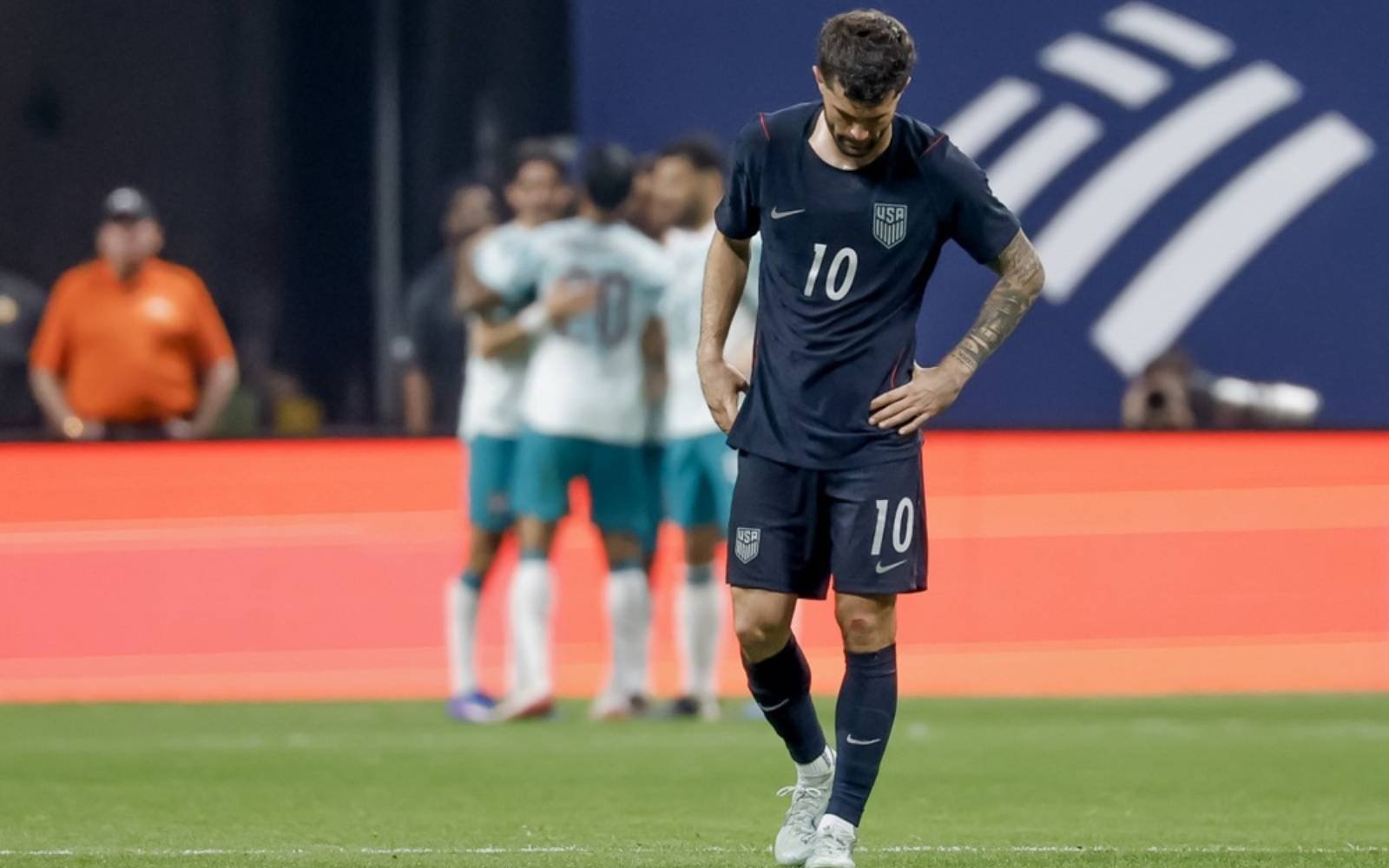 Portugal down US 2-0 as World Cup hosts again fail to shine