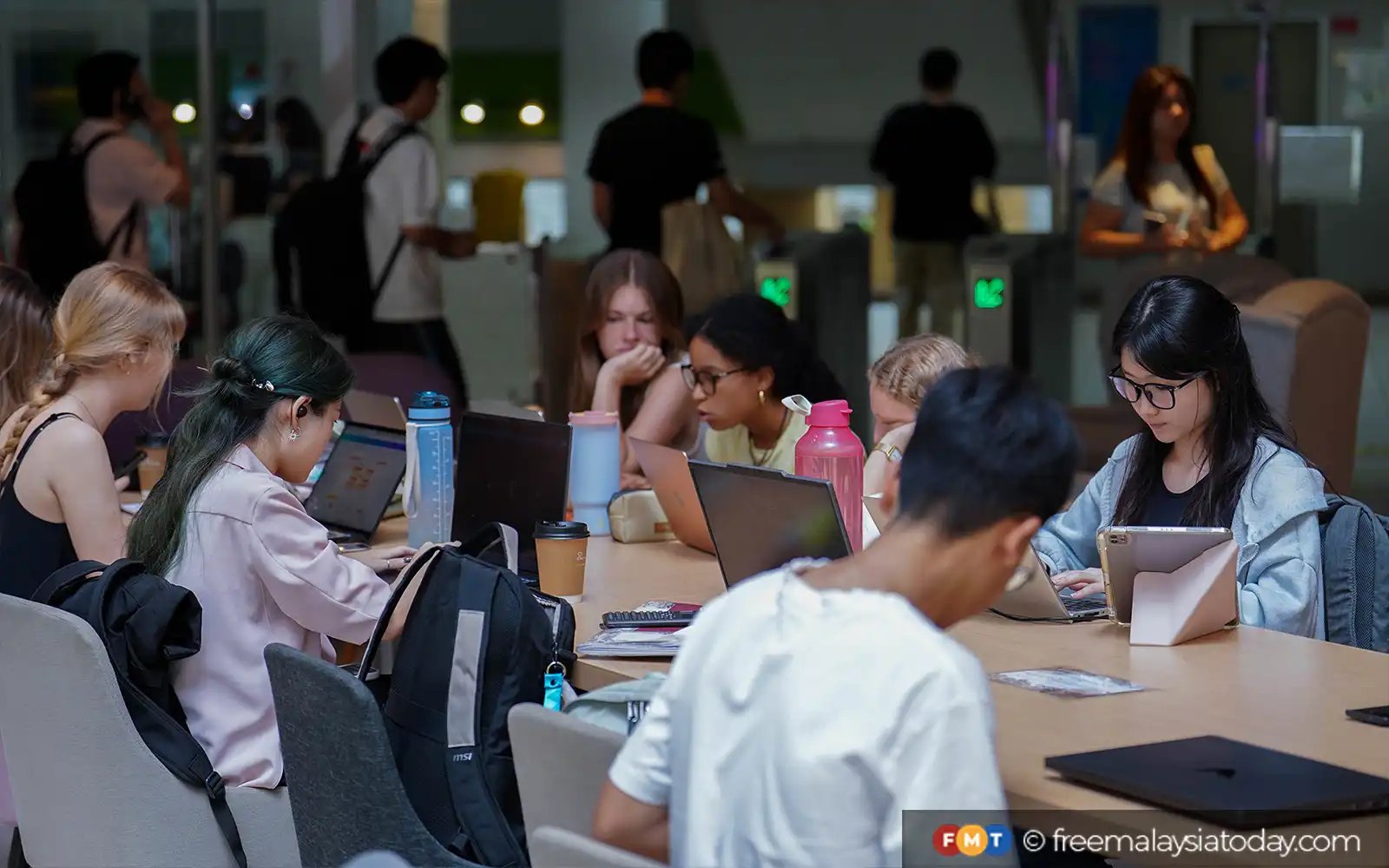 Most degrees obsolete upon graduation, Singapore academic says