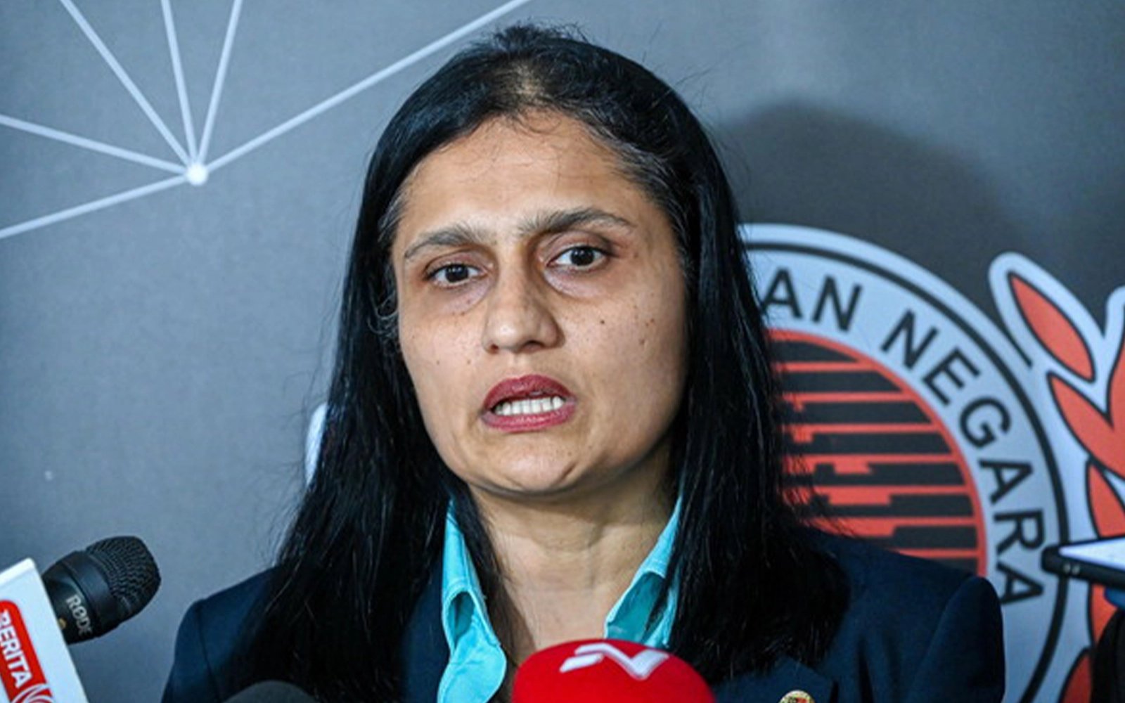 Why did a World Athletics warning take weeks to reach MA’s council?