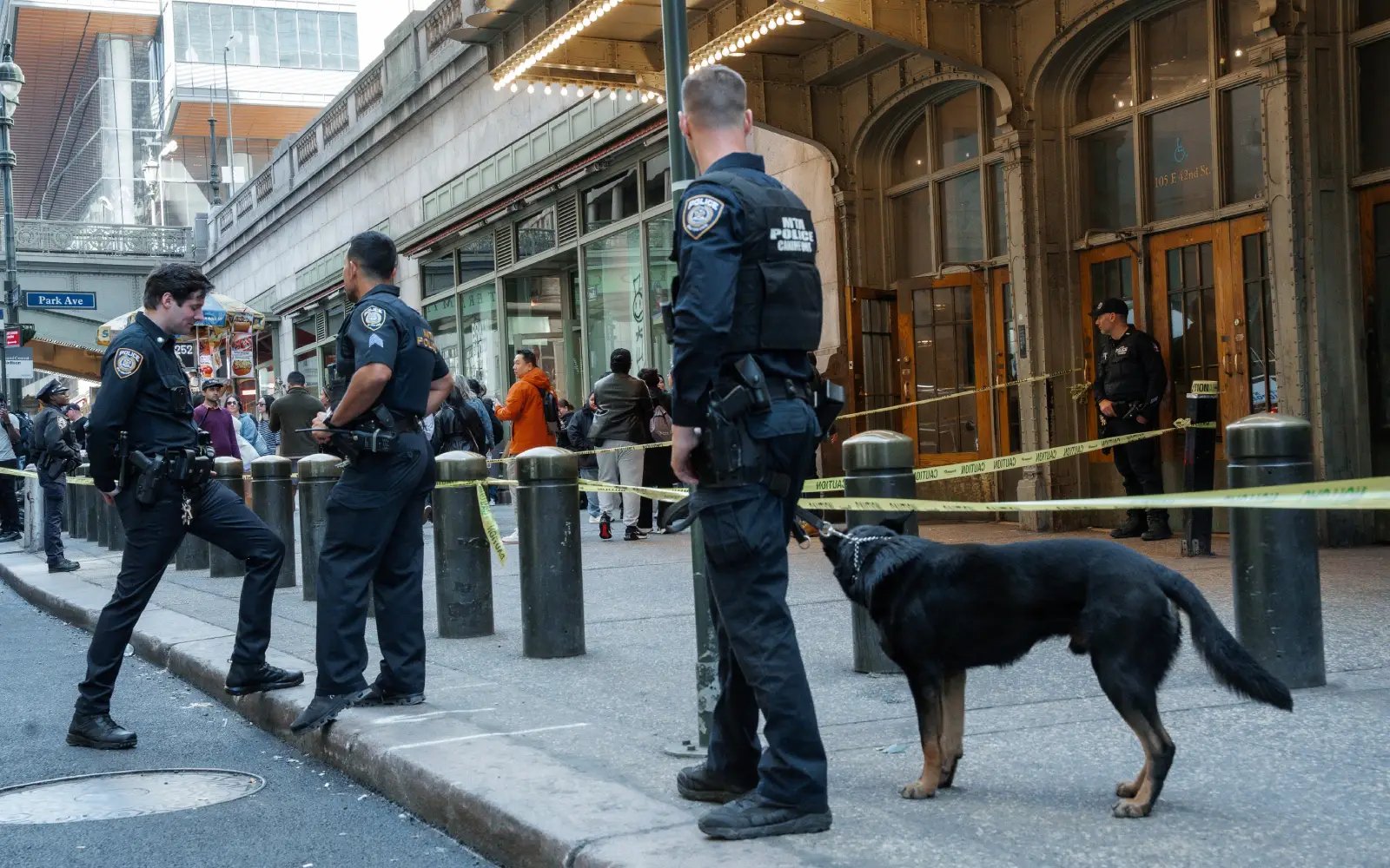 3 stabbed, suspect fatally shot in New York’s Grand Central Station