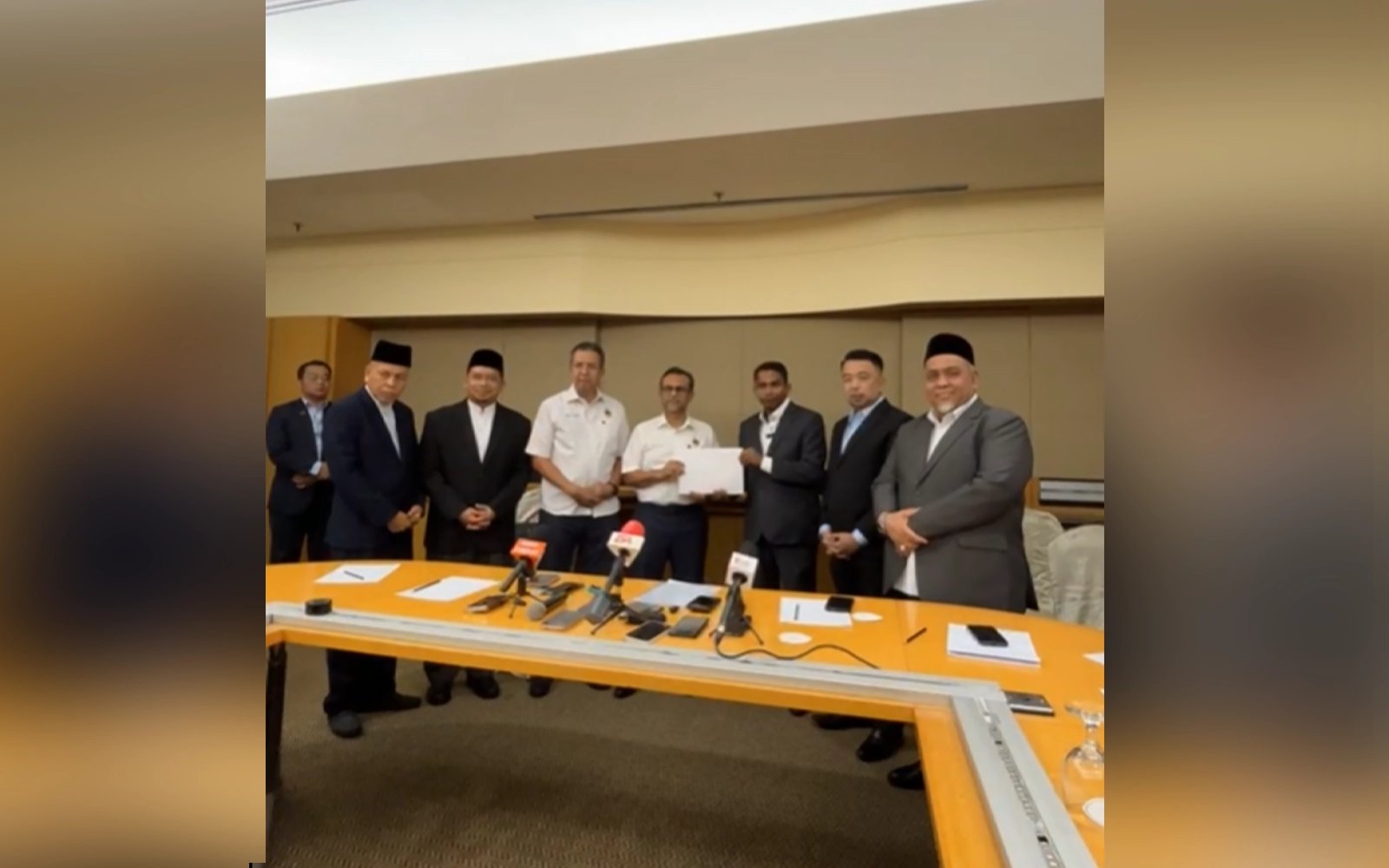 Negeri Sembilan PN ready to work with BN to form state govt