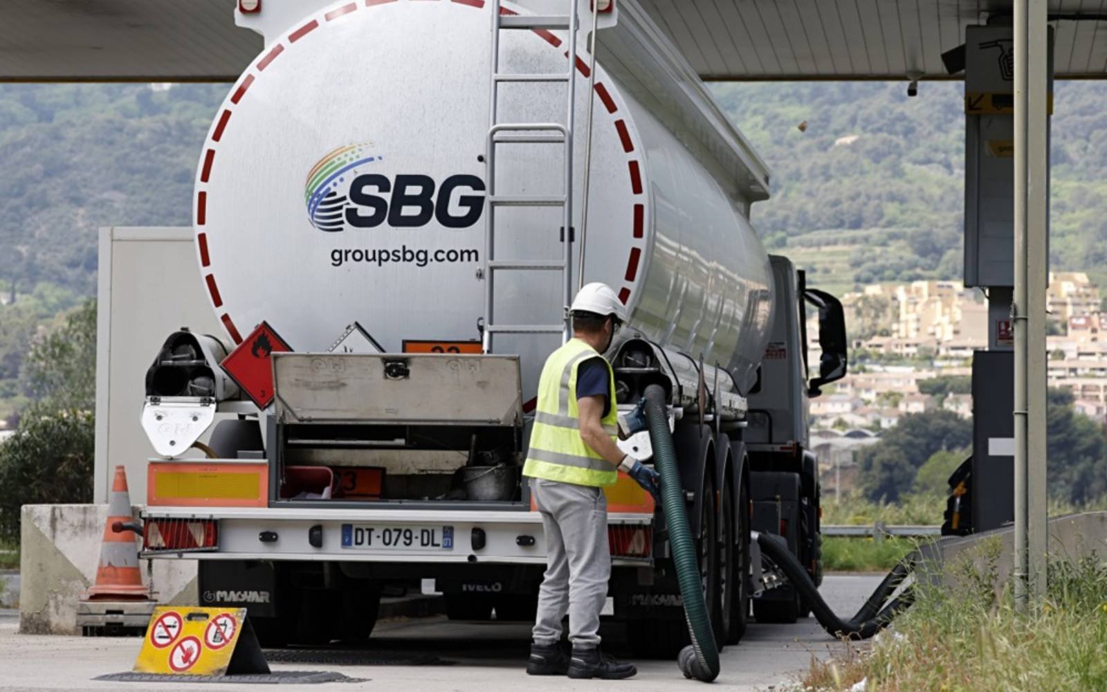 Oil prices stay elevated despite Trump’s ceasefire extension