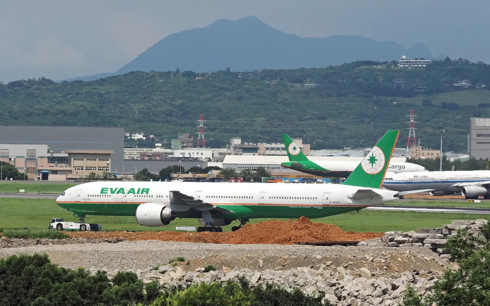 Taiwanese airlines to hike fuel surcharges 157% on international flights