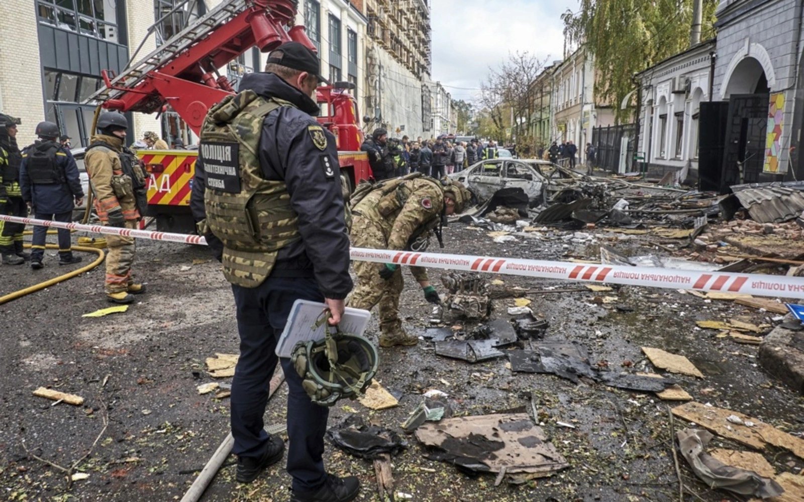 Russia pummels Kyiv, killing at least 16 and denting peace hopes