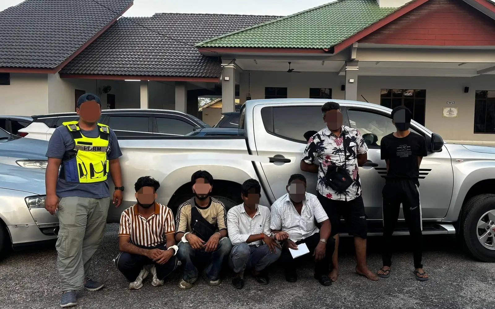 Remaja ditahan jadi ‘tekong darat’ demi upah RM100