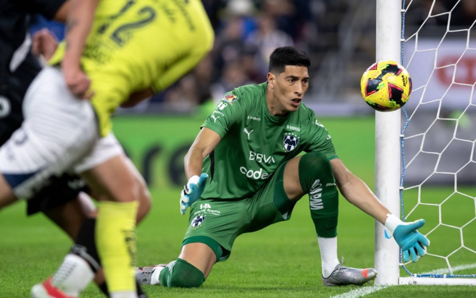 Zaragoza goalkeeper faces ban for punch which sparked brawl