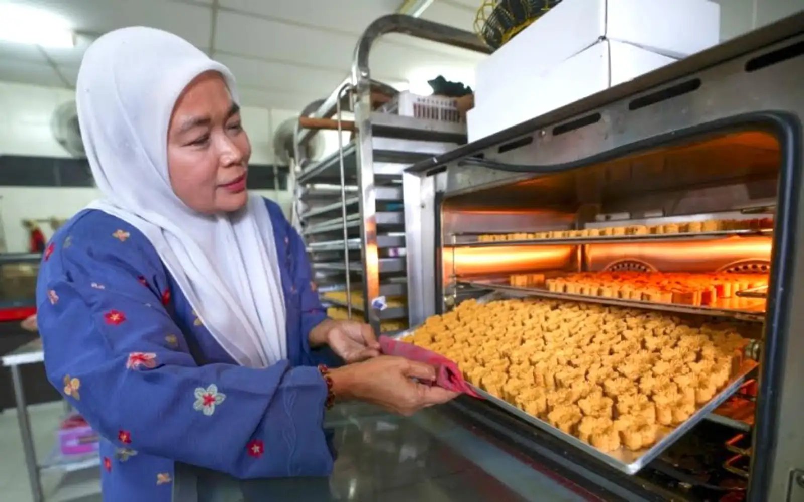 From cancer patient to cookie entrepreneur