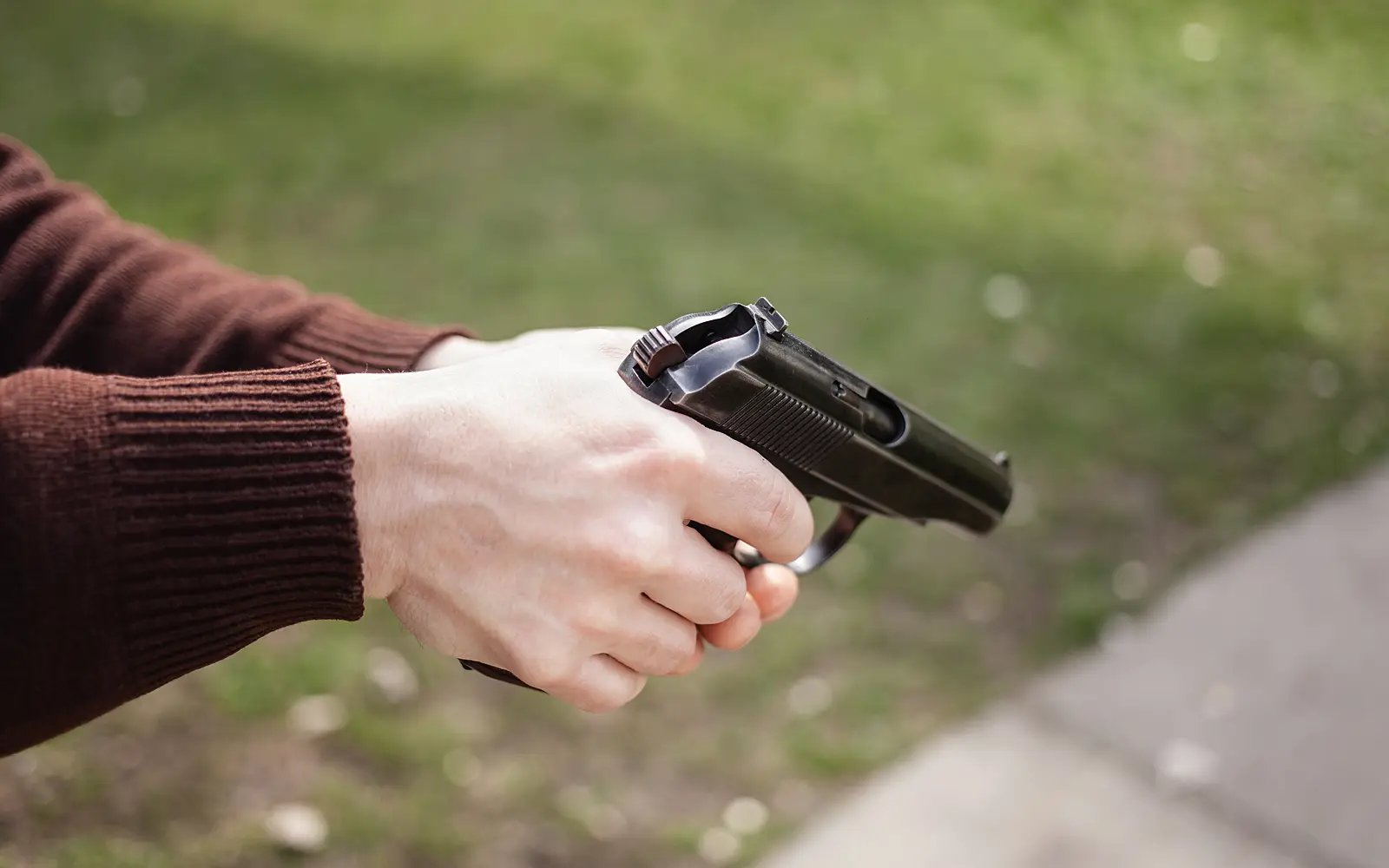 3 maut ditembak di hadapan restoran di Kota Tinggi