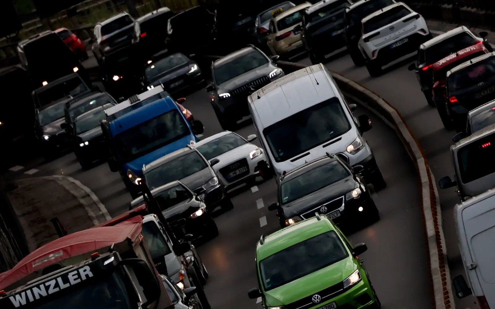 European drivers choke on rising diesel prices