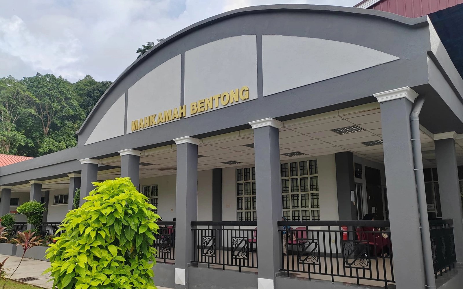 Army corporal claims trial to assaulting 7