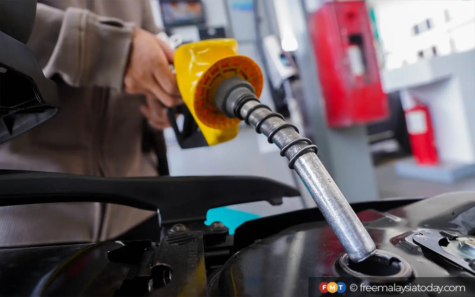 Pemimpin PAS gesa kerajaan perinci data penggunaan petrol bawah BUDI95