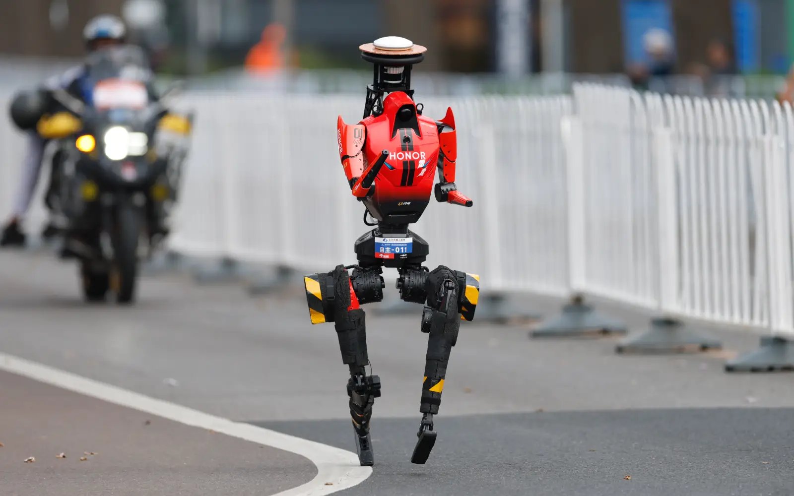 Humanoid robots race past humans in Beijing half-marathon, showing rapid advances