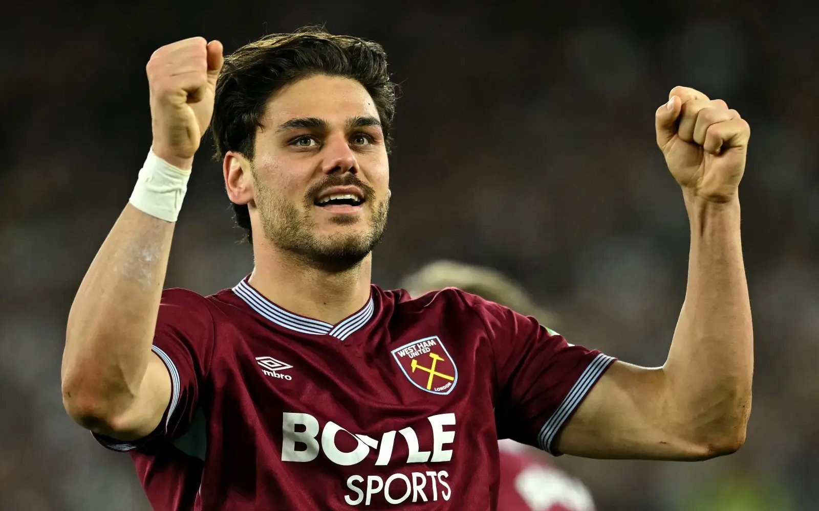 West Ham sink Wolves to climb out of relegation zone