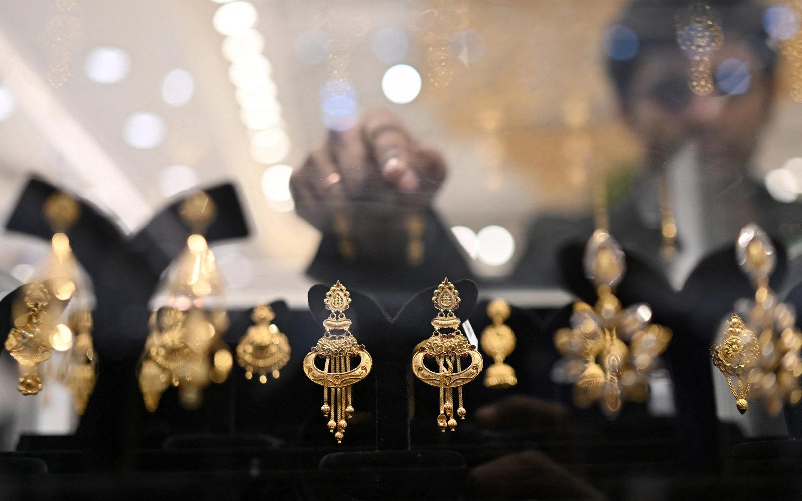 India’s gold investment demand tops jewellery for first time ever in March quarter