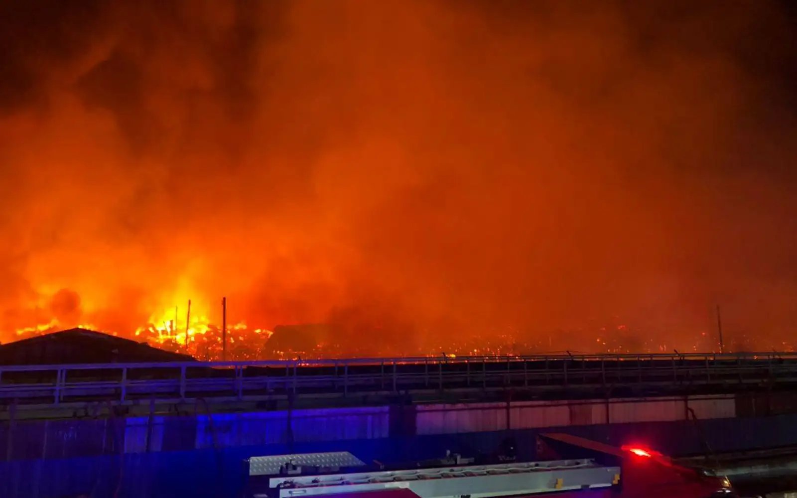 200 rumah atas air musnah terbakar