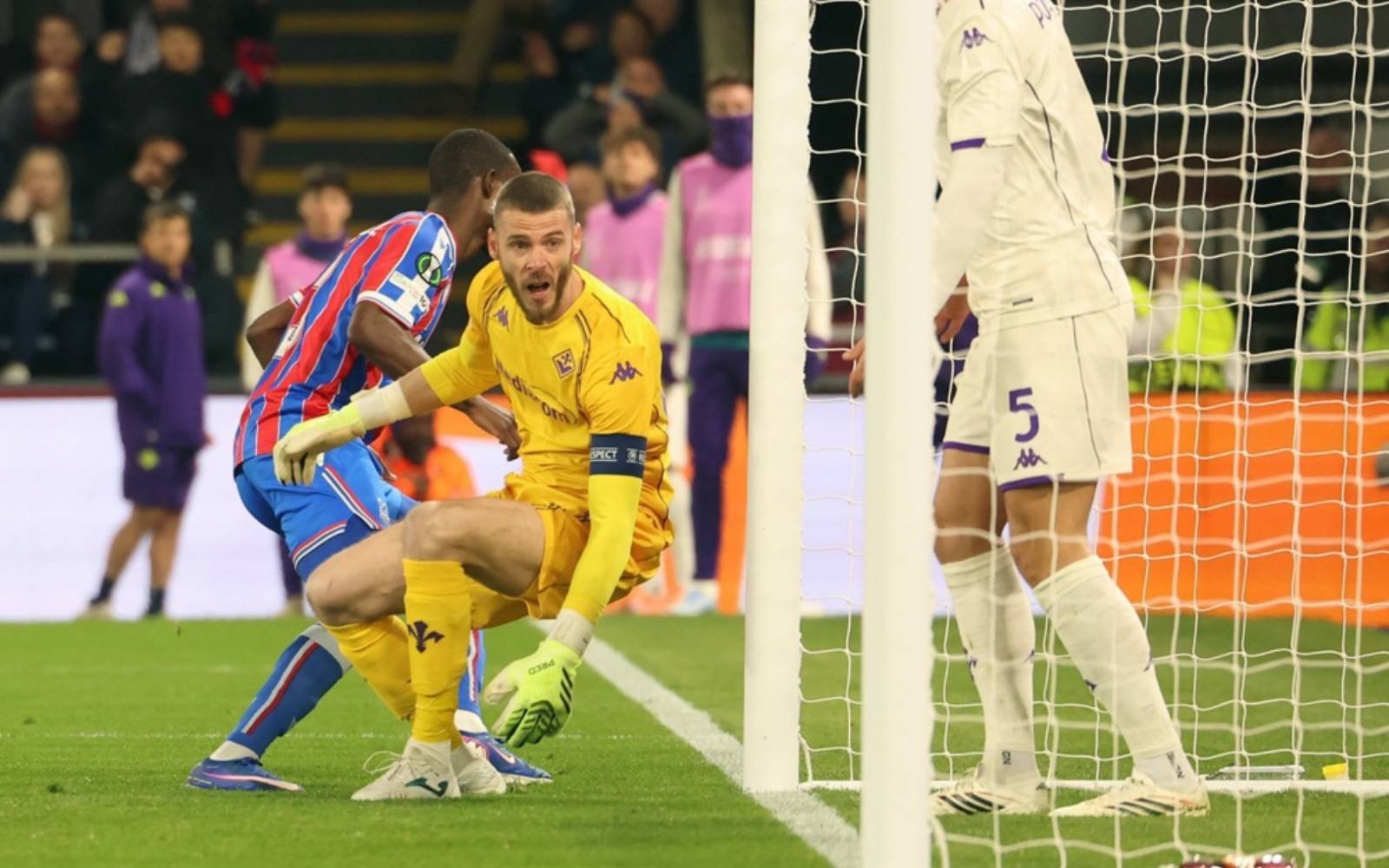 Palace lose but reach Conference League semis, Strasbourg stage comeback