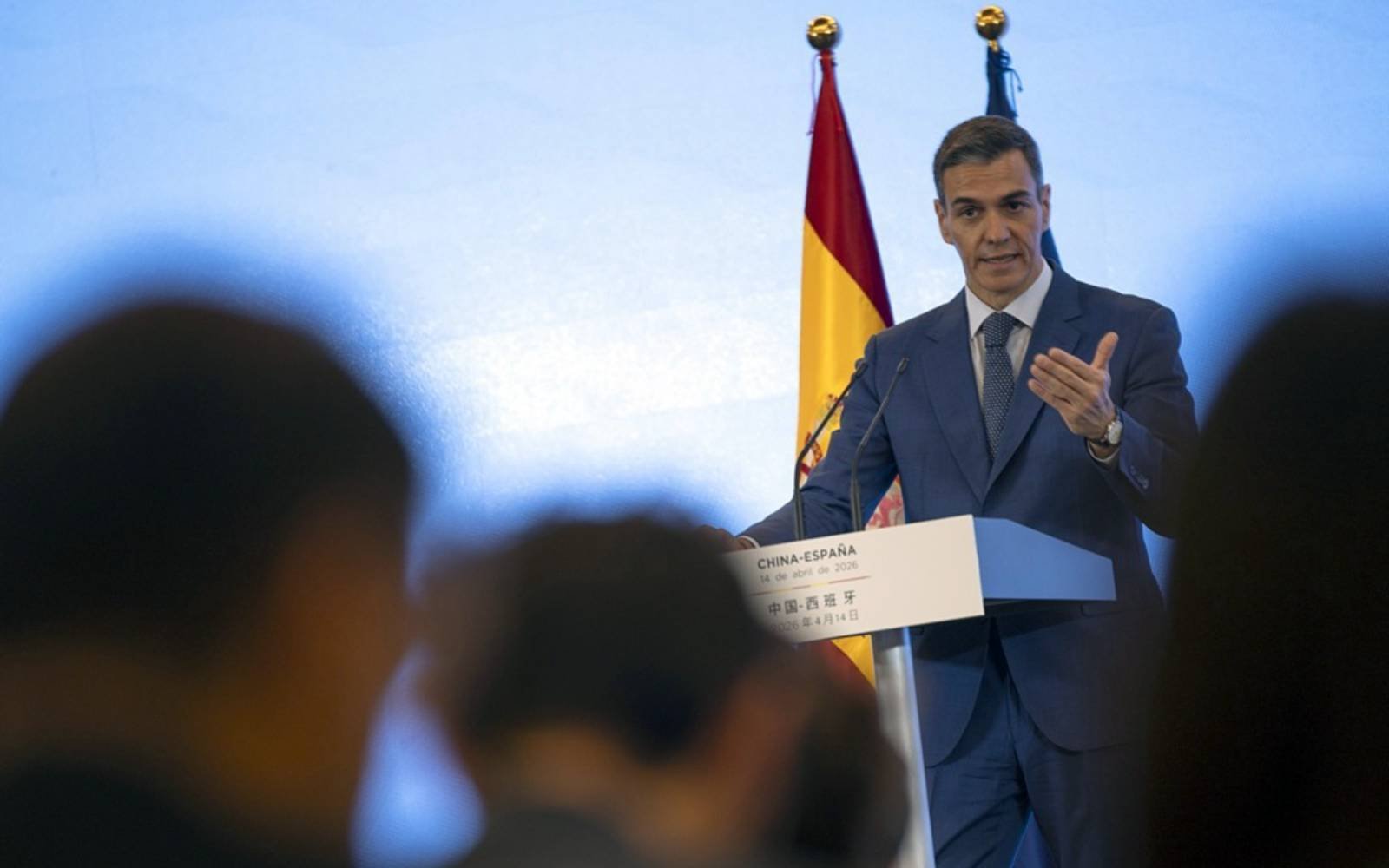 Trump turmoil sees Spain’s Sanchez emerge as progressive star