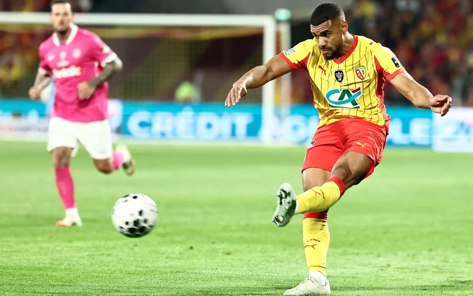 Lens sweep past Toulouse to reach French Cup final