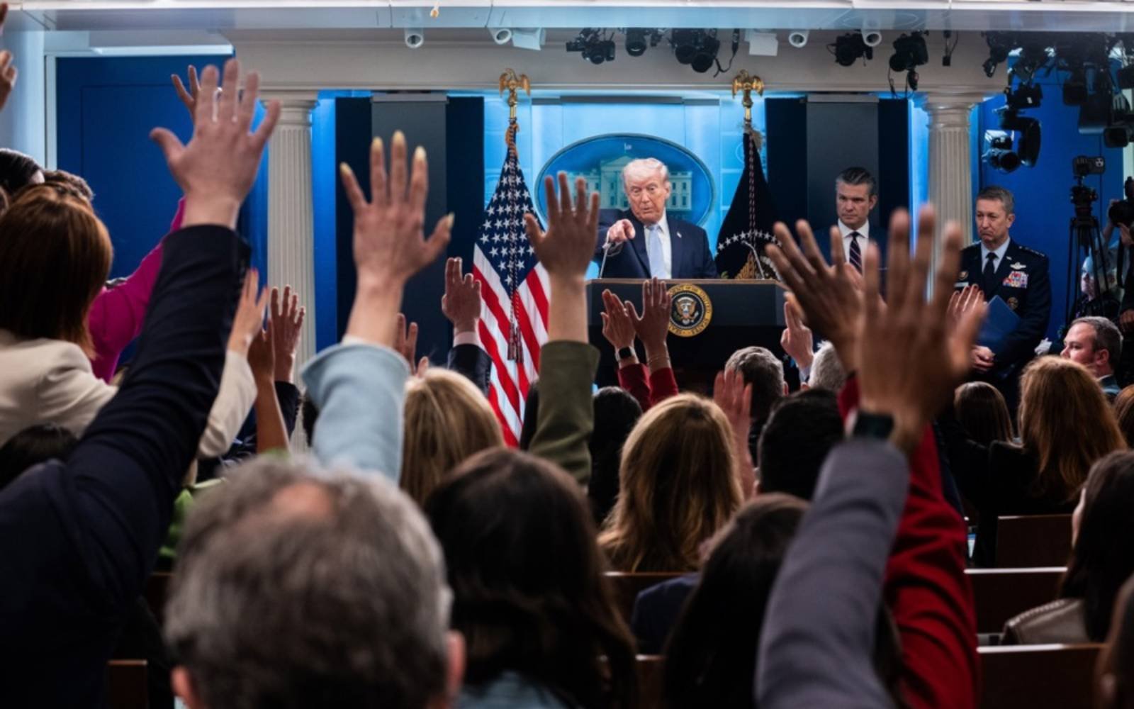 Trump renews criticism of Japan, S. Korea over Iran war support