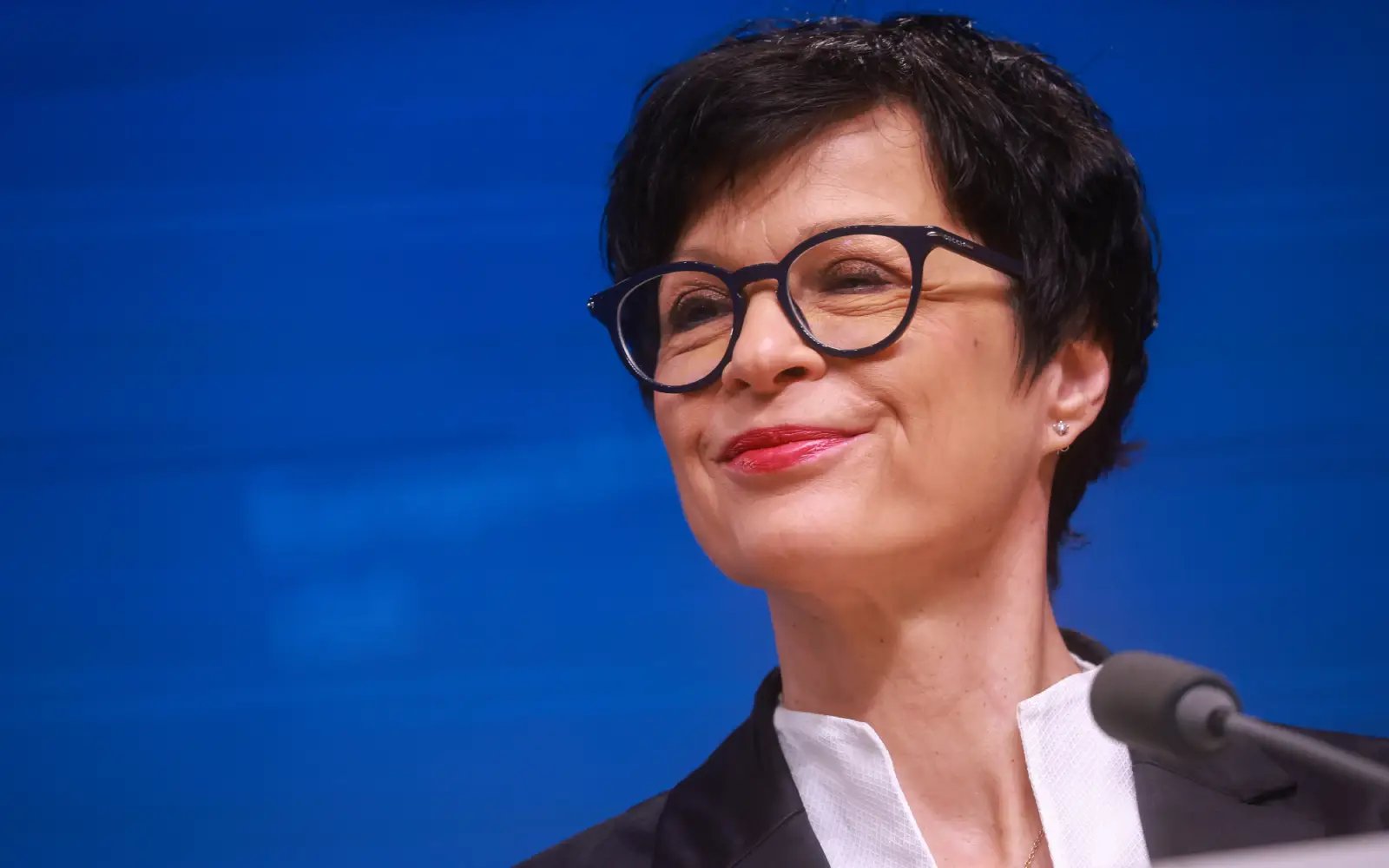 Orban loss gives ‘new push’ to Ukraine accession, says EU expansion chief