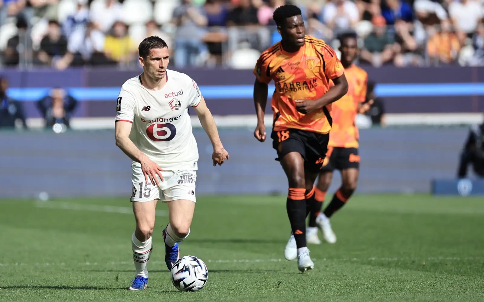 Lille win to stay in Ligue 1 Champions League hunt