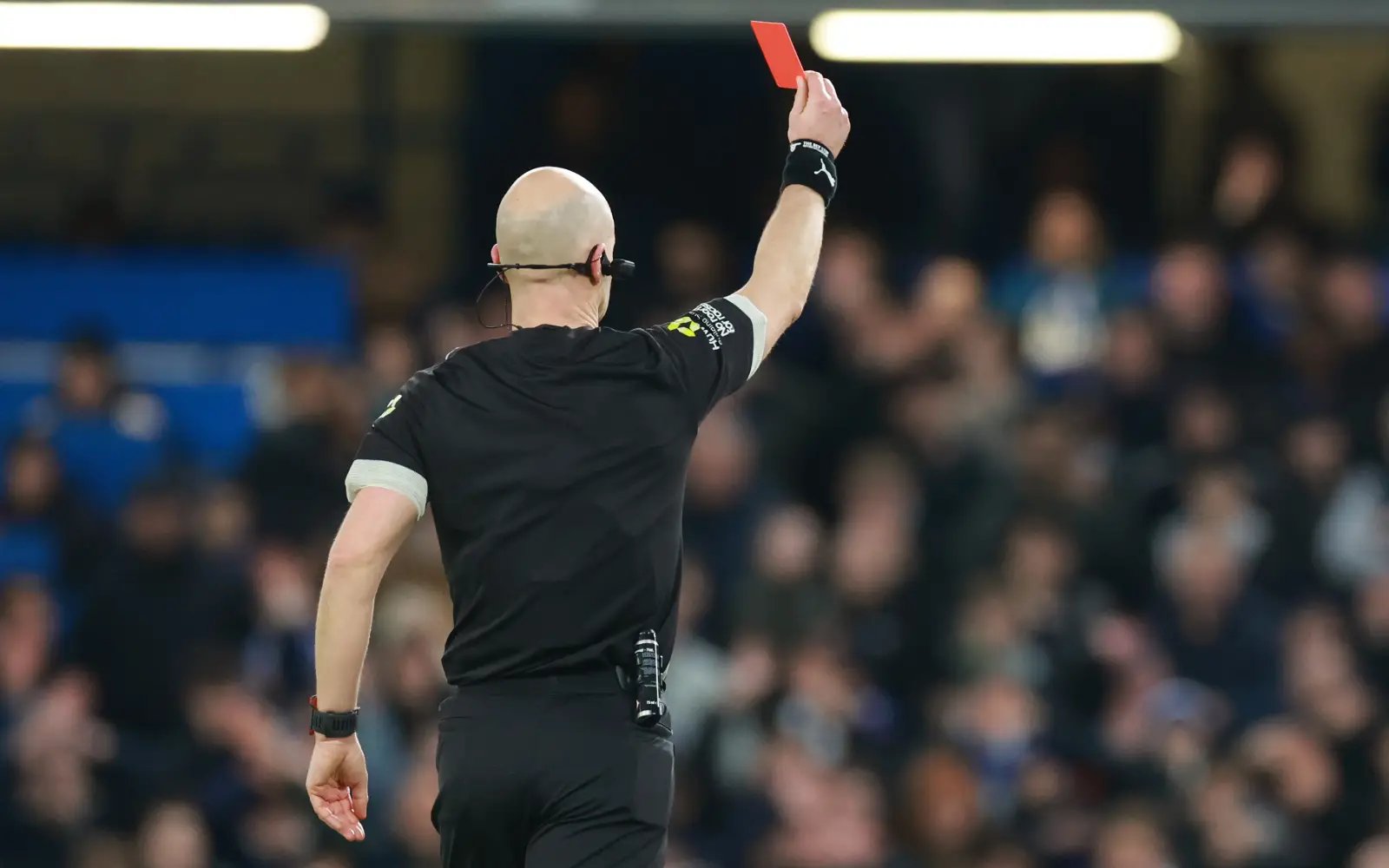 Players face red cards in new anti-racism rule at World Cup