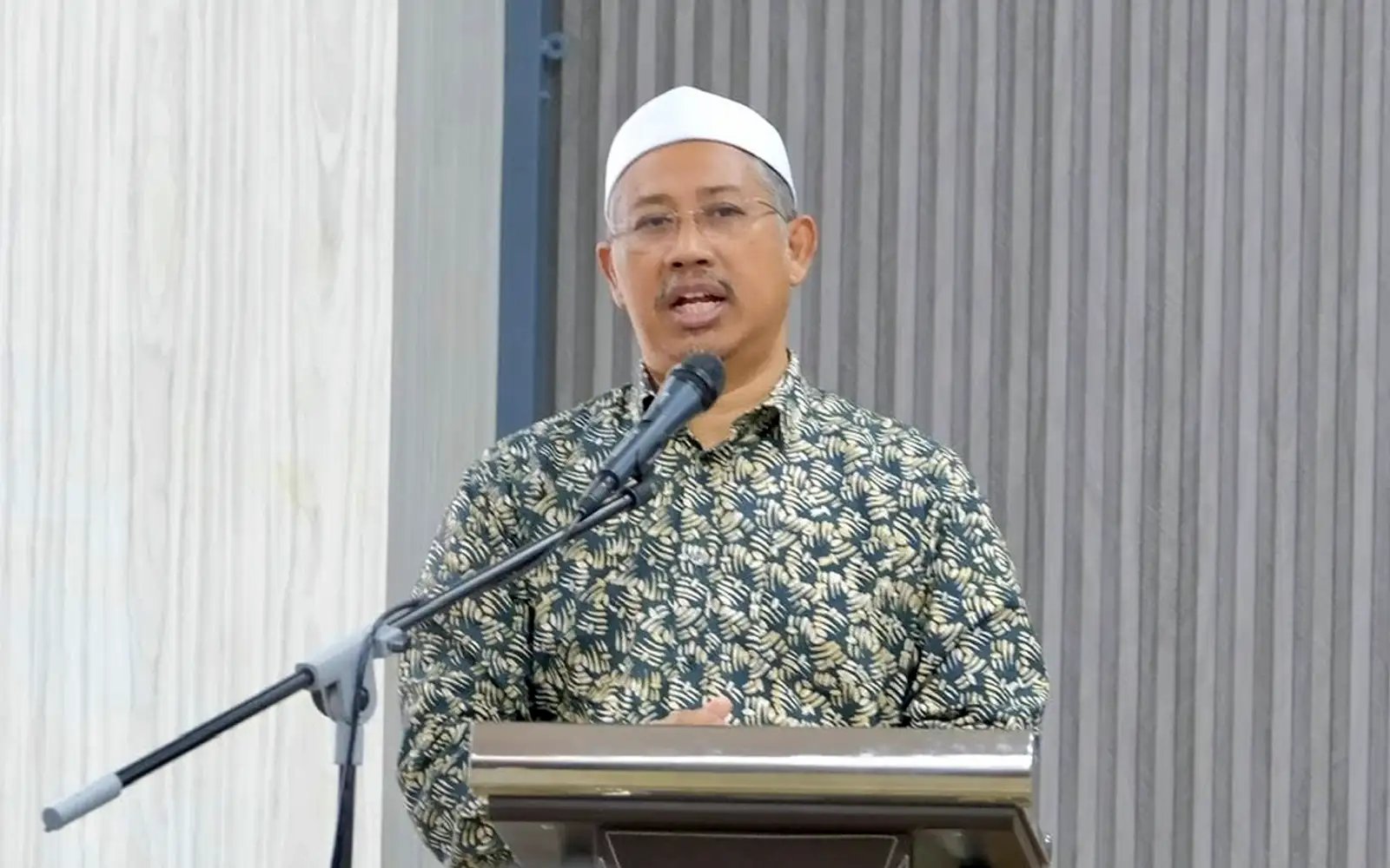 Razali masih Adun, denda tepat RM2,000, tegas speaker