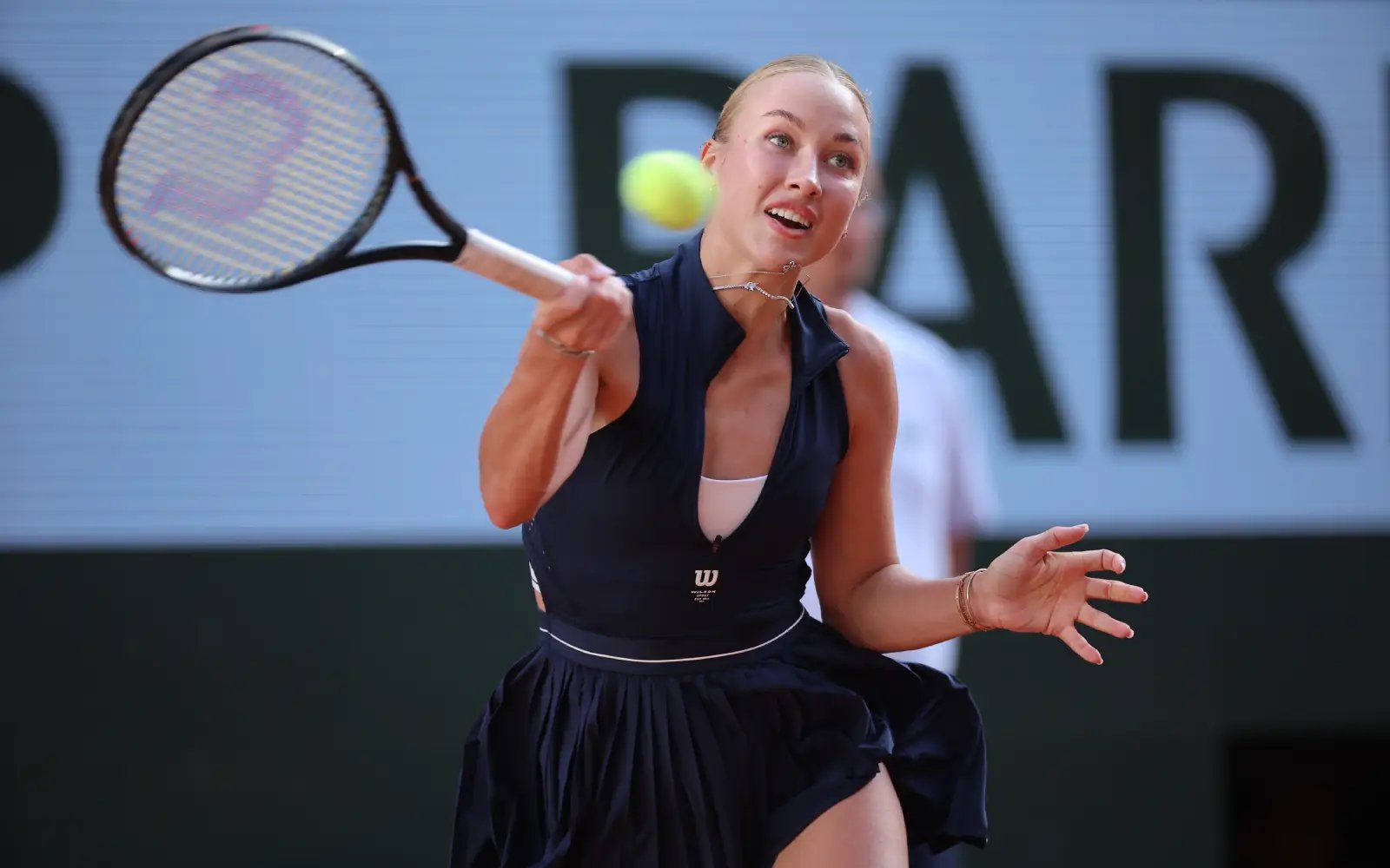 Gauff’s French Open title defence ends, Sabalenka, Osaka set up last-16 clash