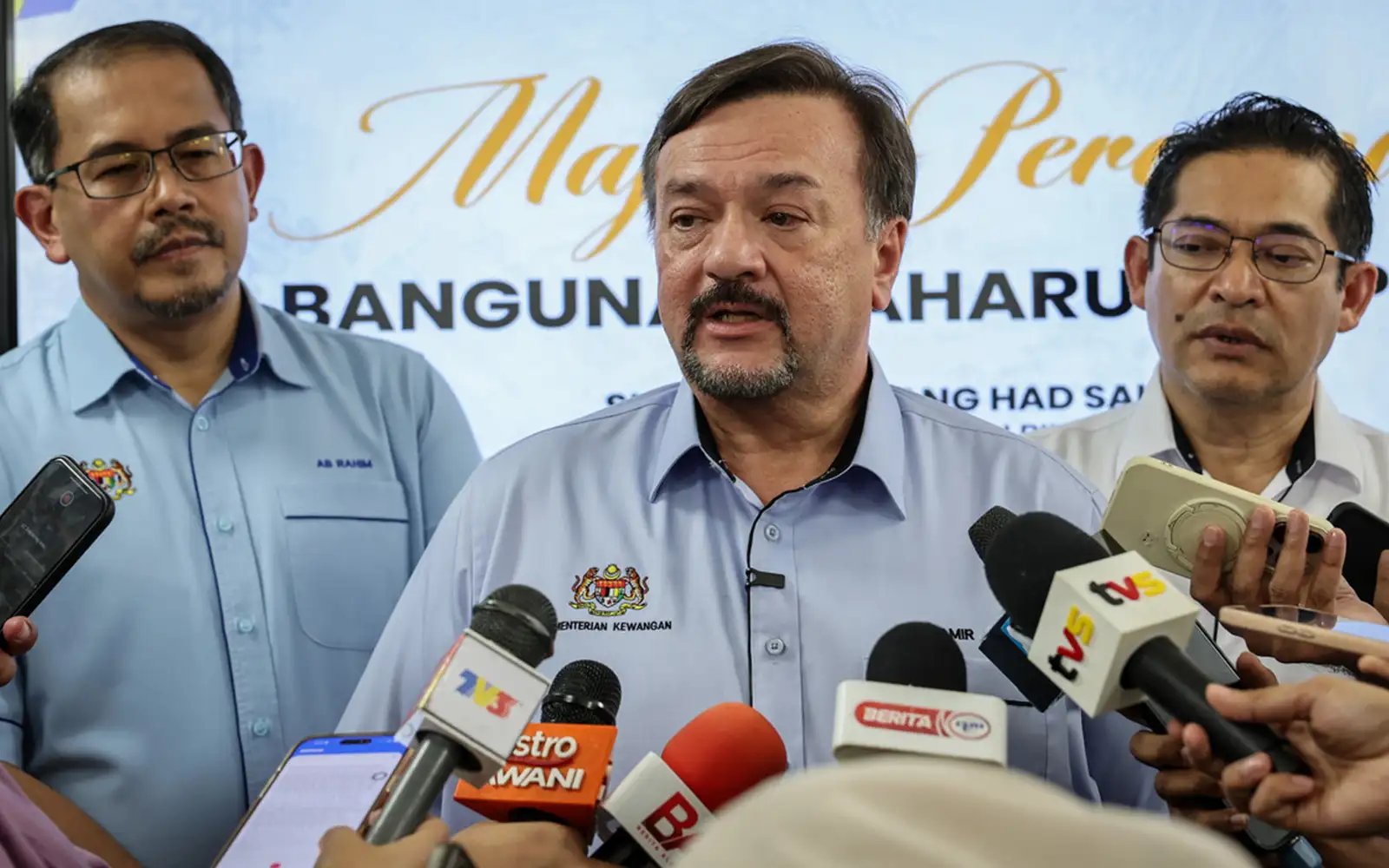 Amir Hamzah to meet Pahang sultan over federal allocations