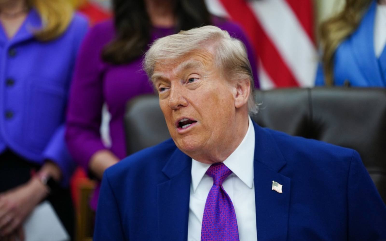 Trump declares Iran ceasefire on ‘life support’